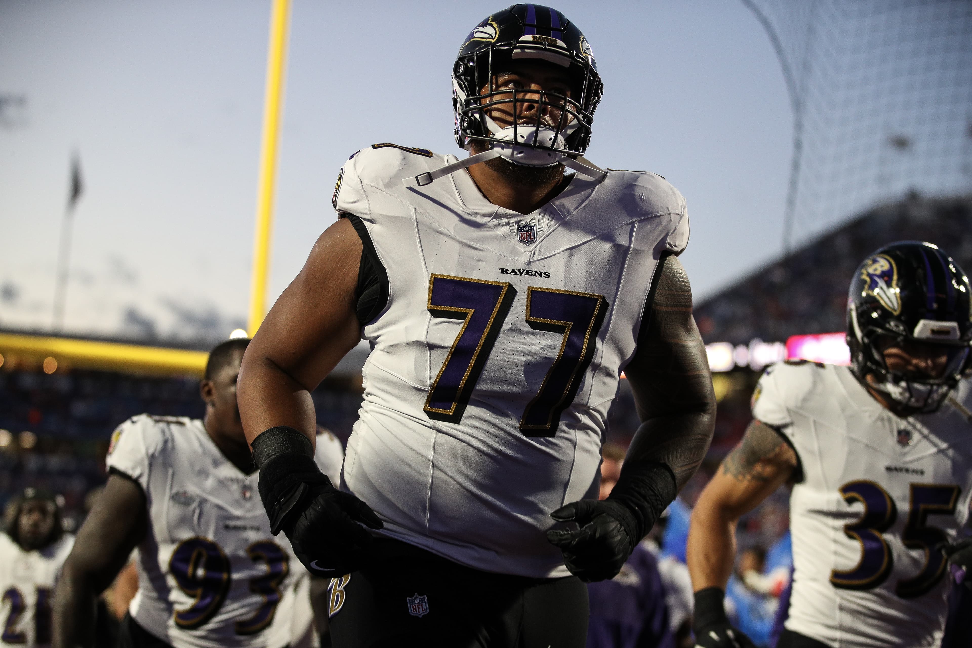 NY Giants news: Ex-Baltimore Ravens guard Daniel Faalele signs with New York