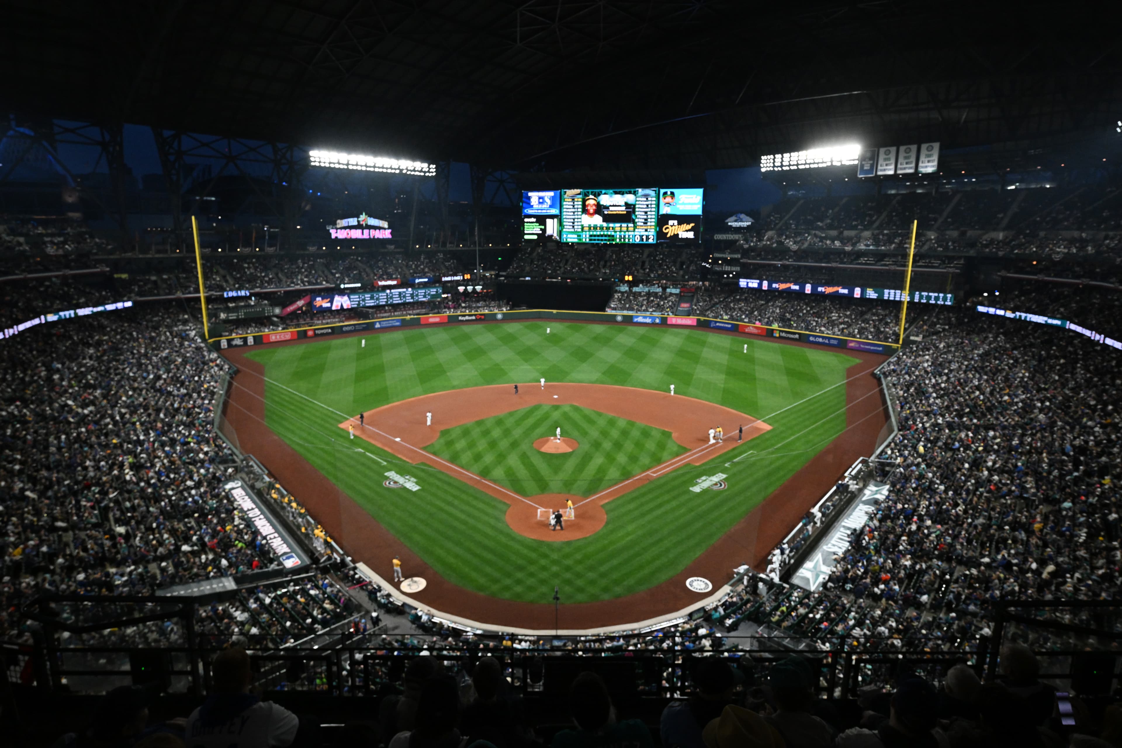 The Seattle Mariners announce their 2026 Opening Day roster