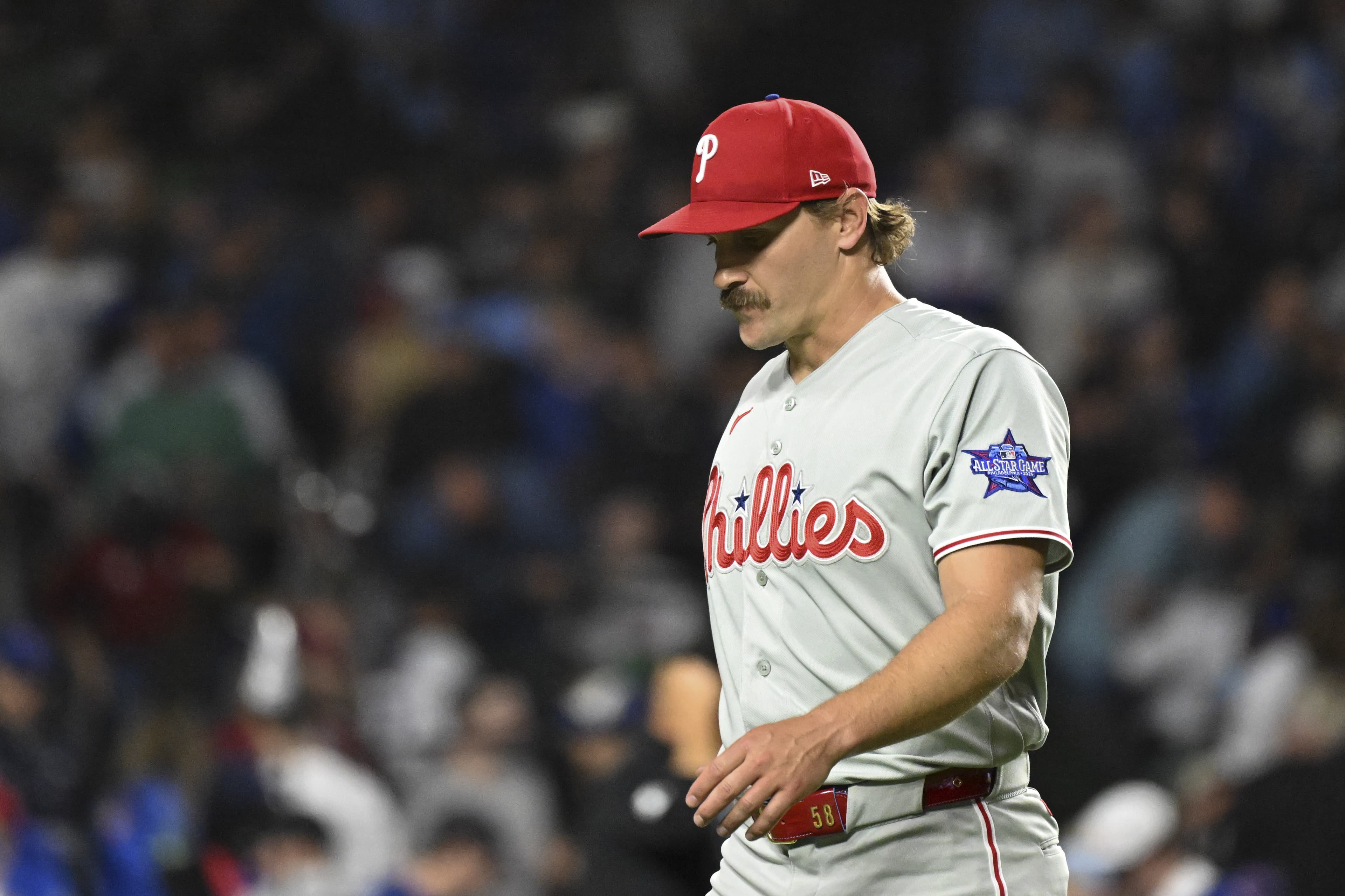 Baserunners ahoy! Cubs 7, Phillies 4