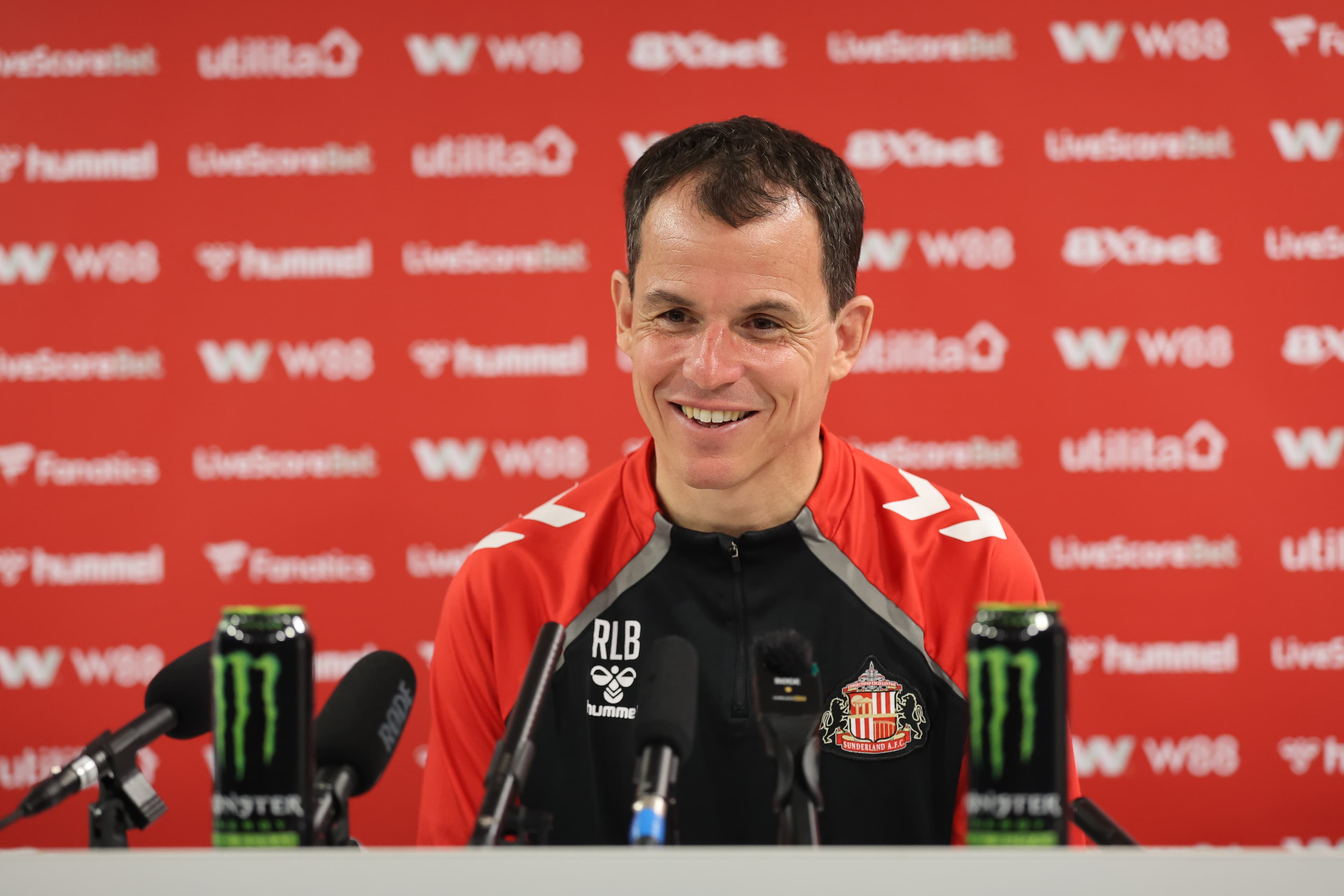 Le Bris Must Stay – The Known Knowns