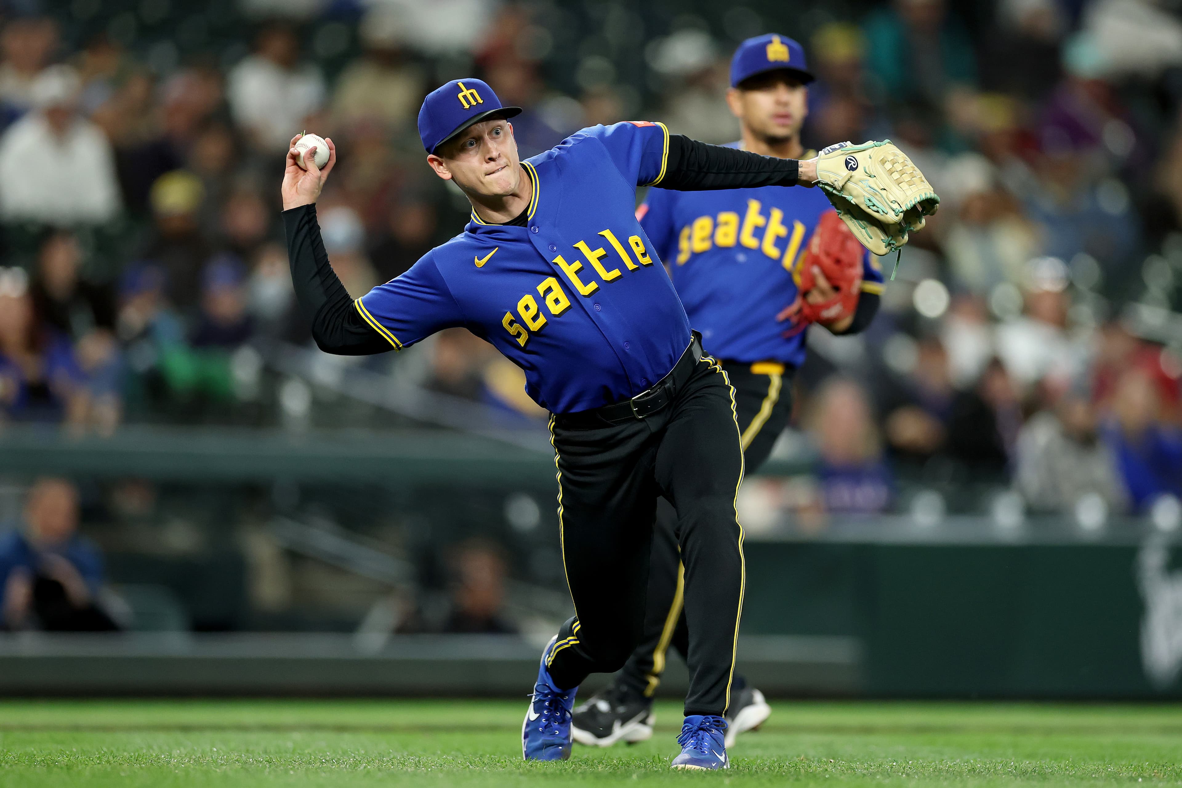 Mariners re-acquire RHP Ty Cummings from Rays for RHP Casey Legumina