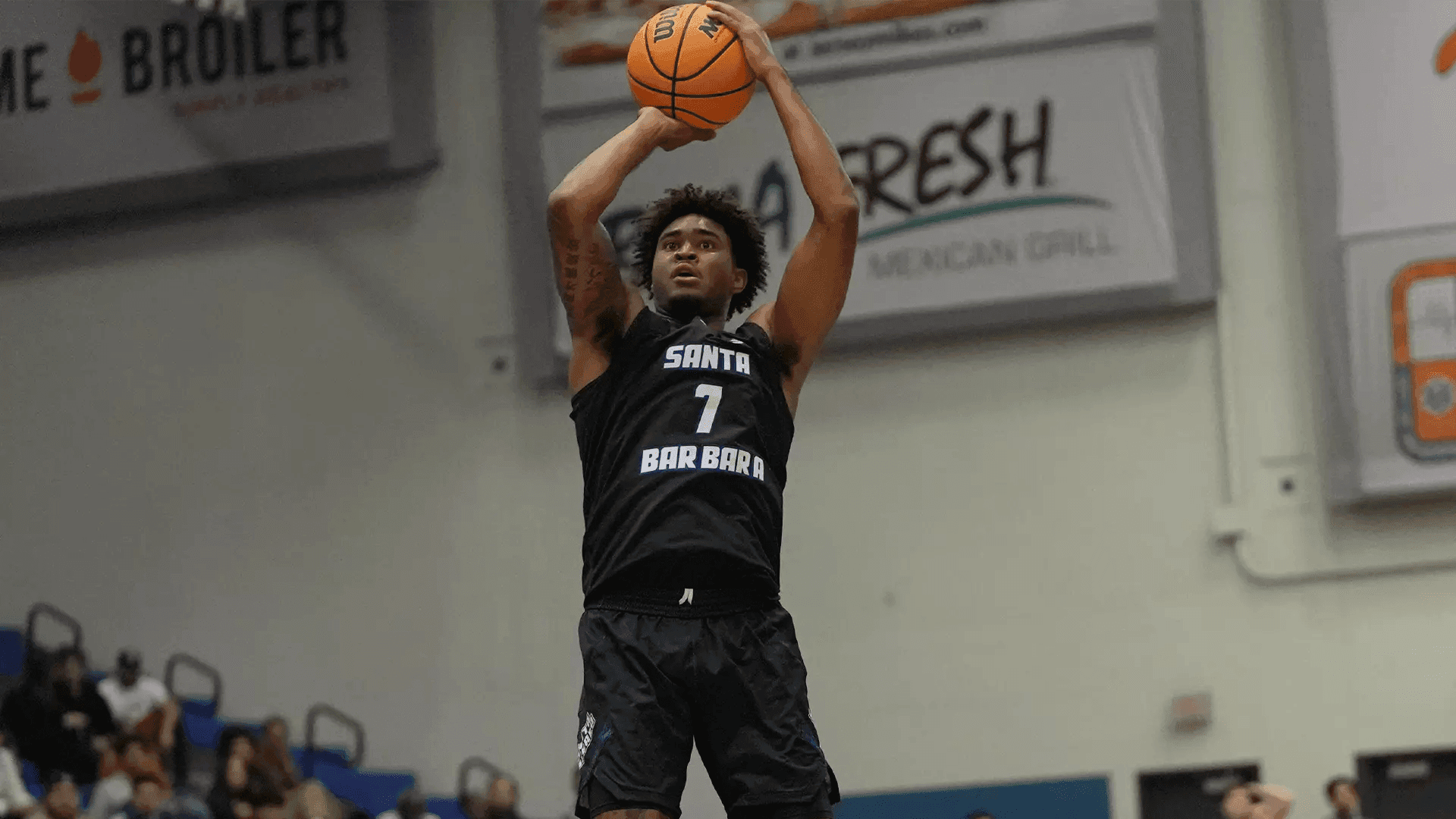 BREAKING: UC Santa Barbara forward Collin Smith transfers to Northwestern men’s basketball