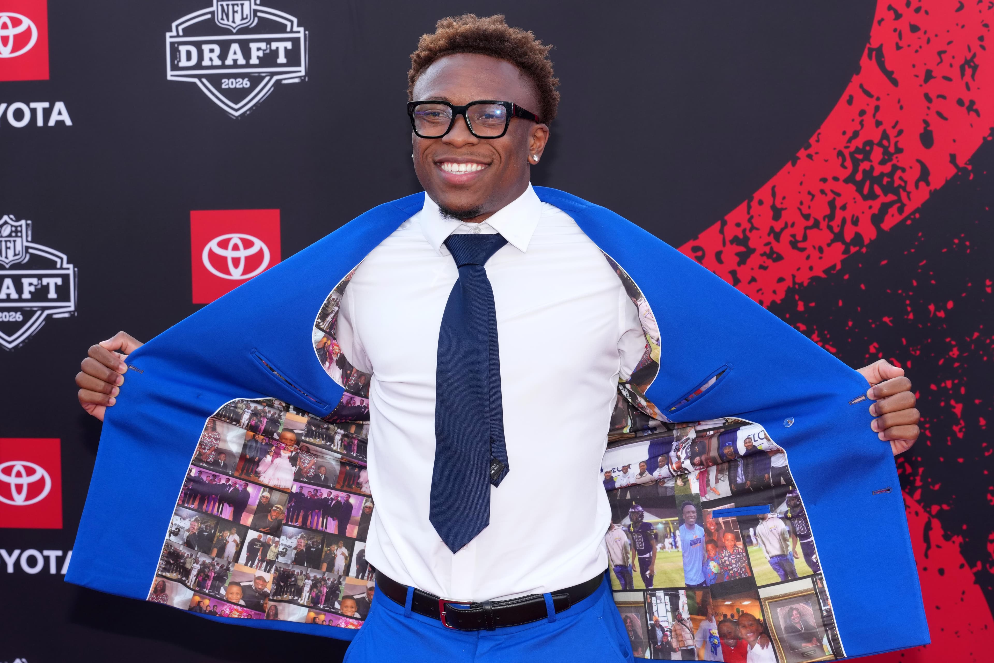 Second-round pick Colton Hood signs rookie contract with Giants