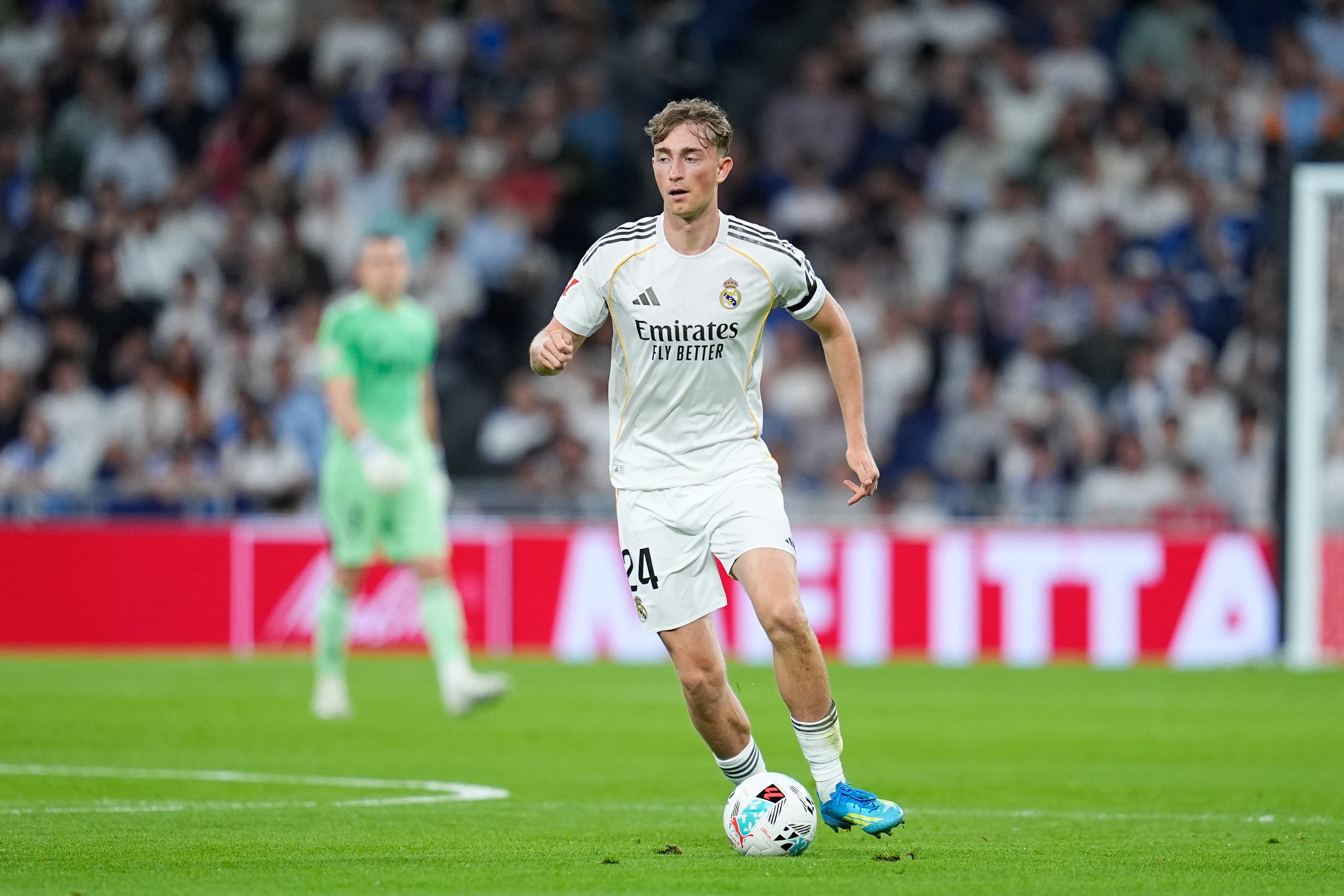 Huijsen Urges Consistency and Focus After Real Madrid’s Win Over Alavés