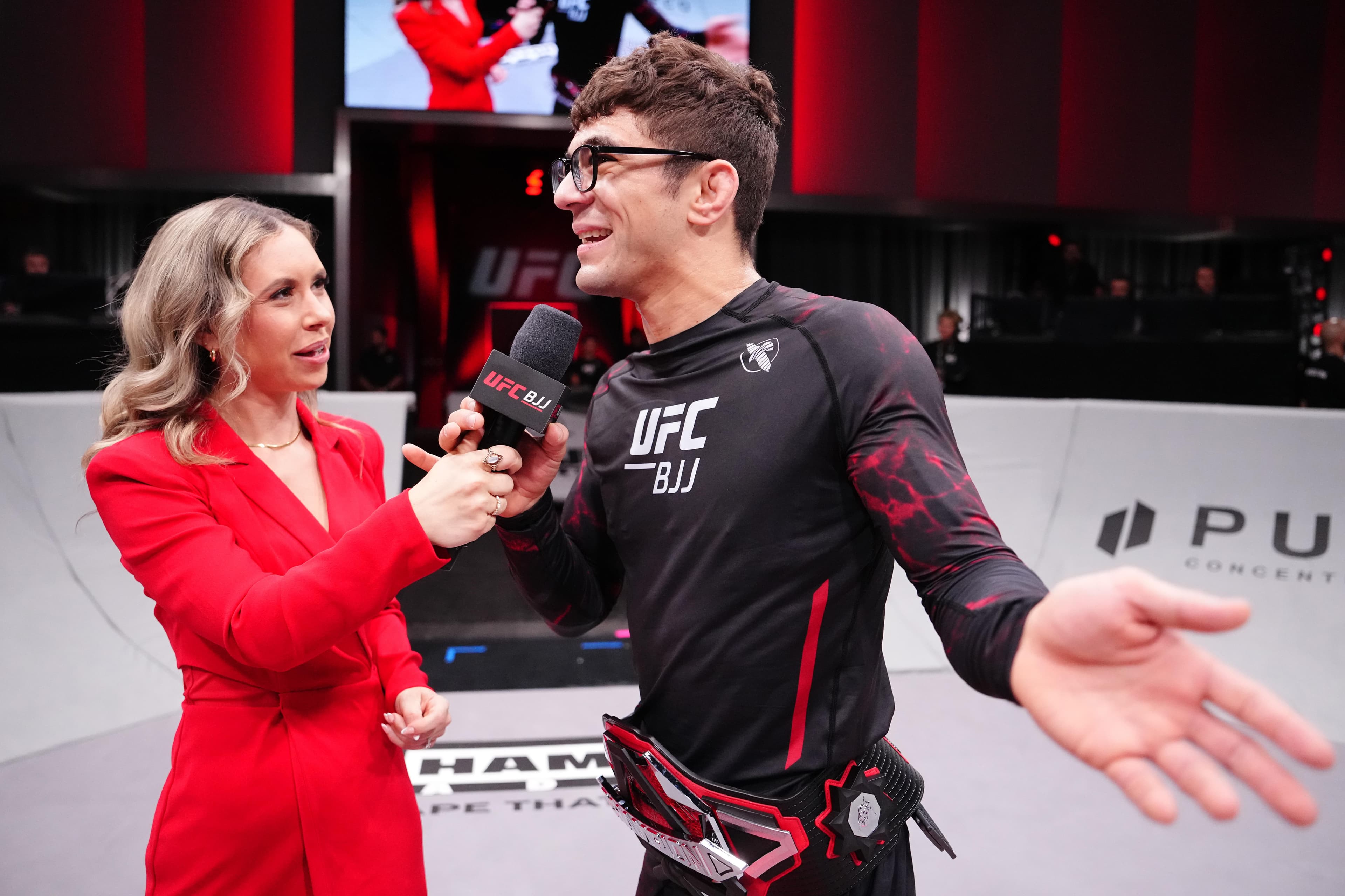 Infected Mikey Musumeci, Cassia Moura score submissions to defend belts at UFC BJJ 8 | Videos