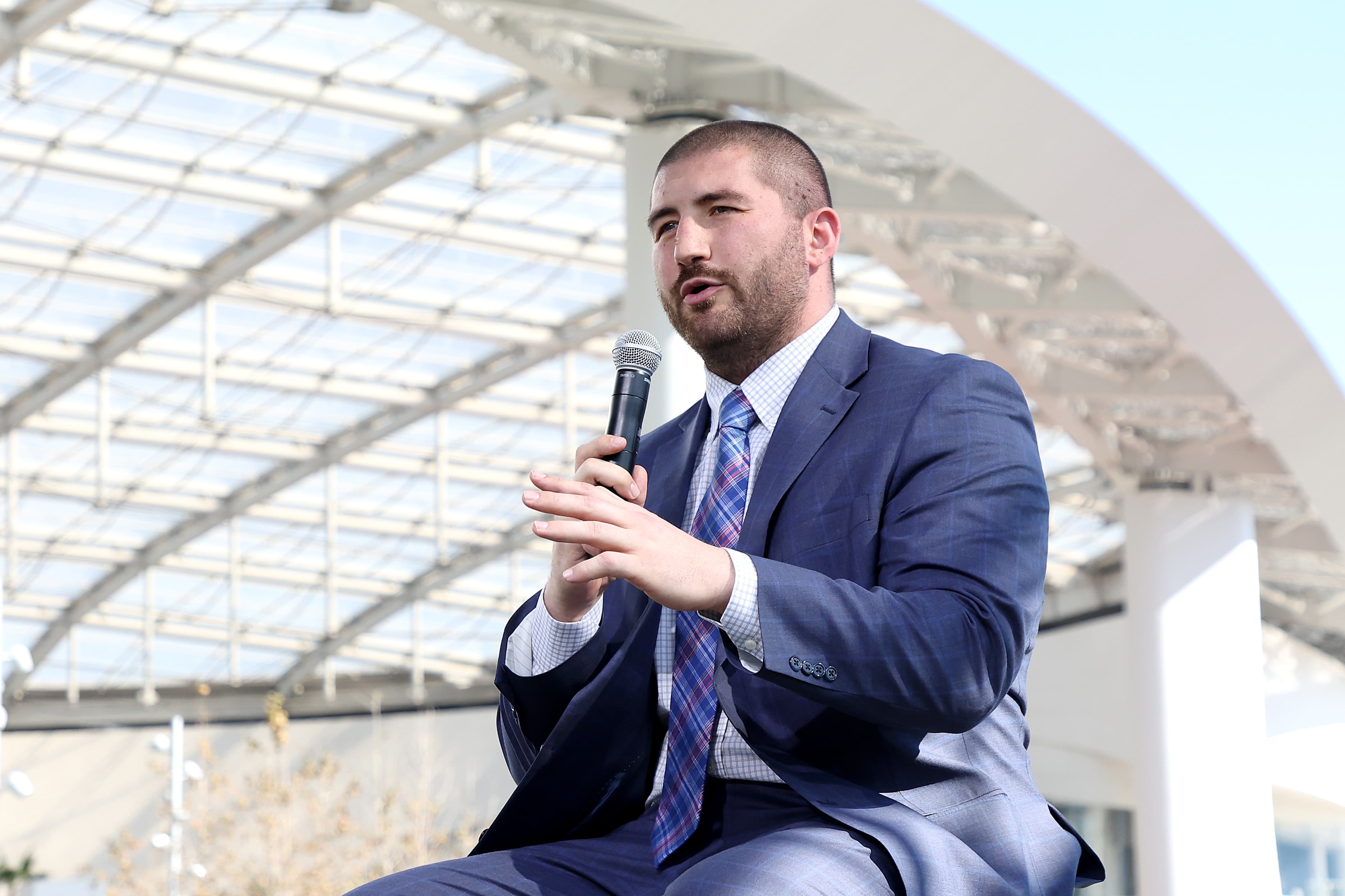 Dreaming of landing an NFL job? Rookie Cleveland Browns standout has exciting prospects in upcoming union talks!