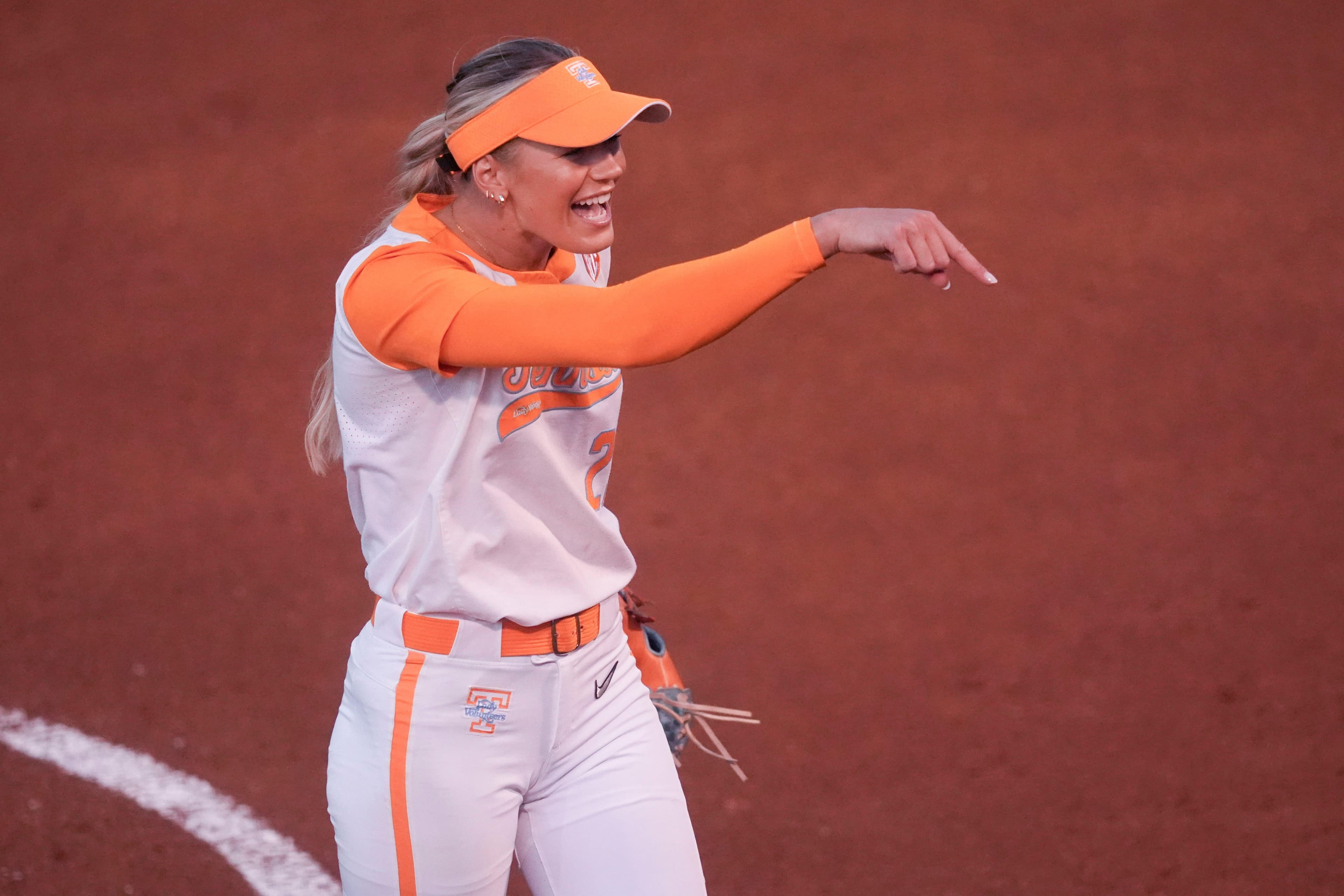 College softball: 3 keys for Tennessee to advance to Super Regionals