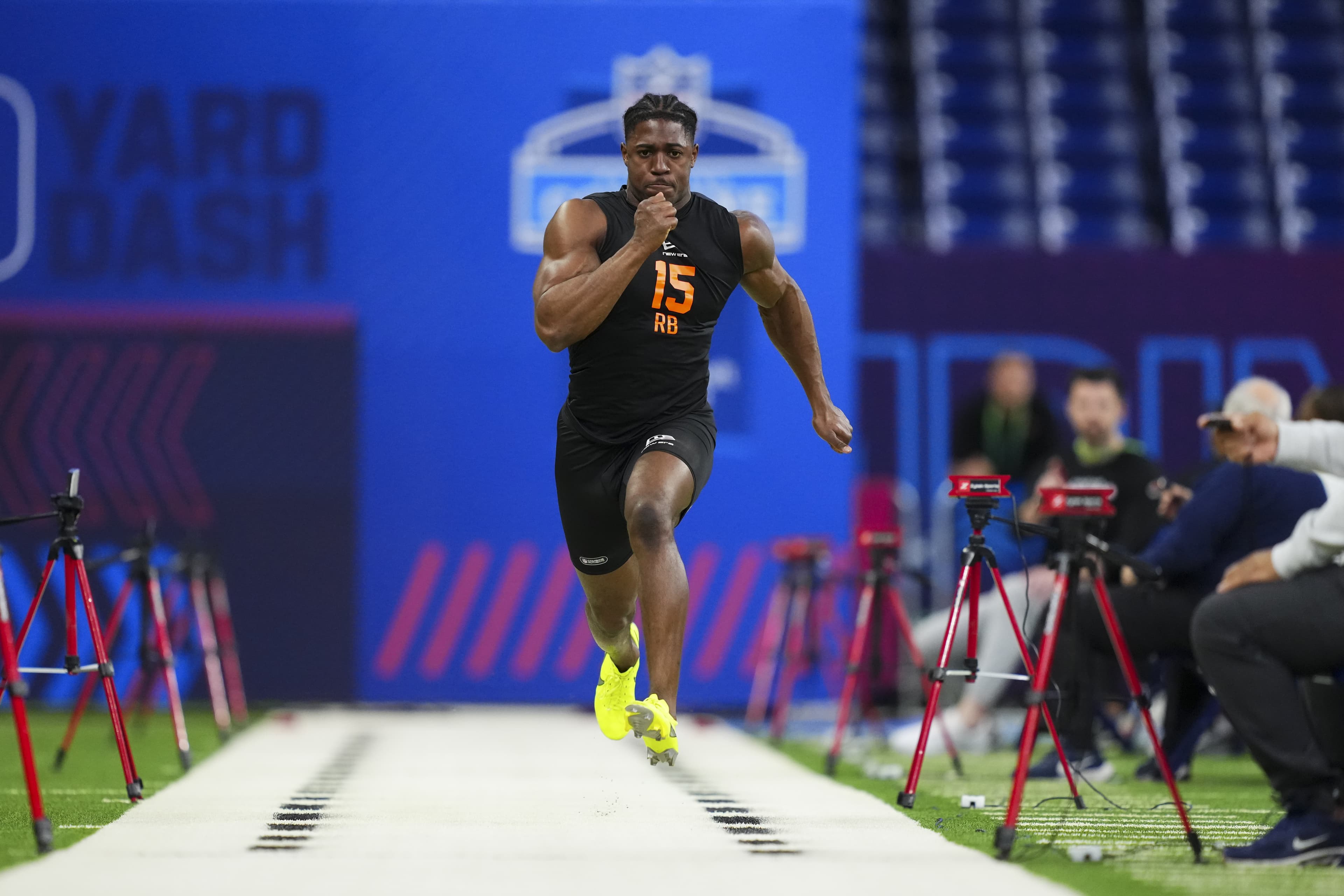 Seahawks First Round NFL Draft Reacts: Grade the Seahawks’ Jadarian Price pick