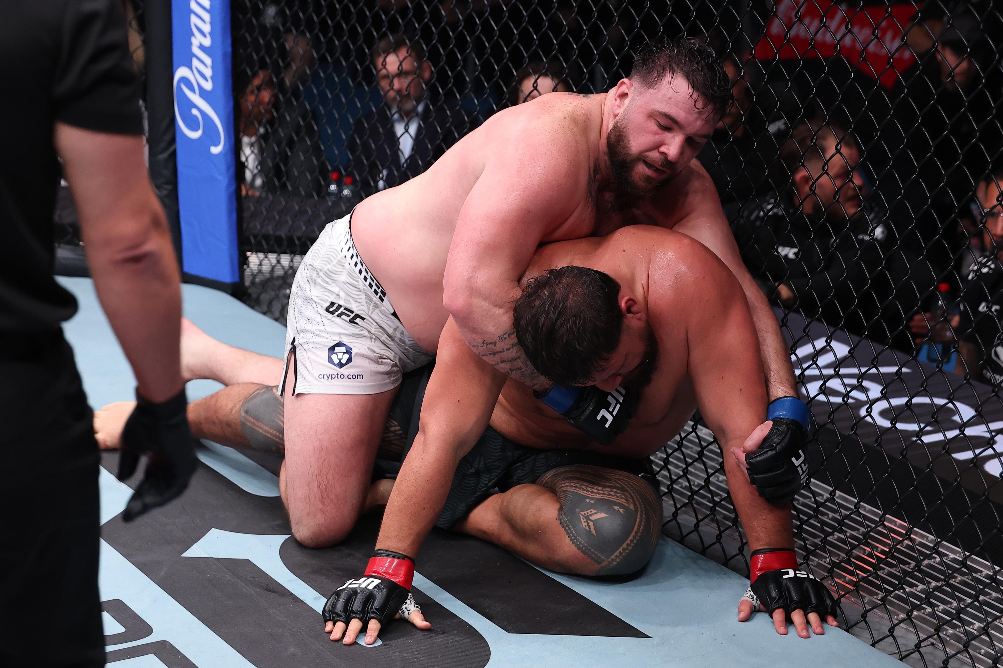 UFC Perth results: Tai Tuivasa suffers 7th straight loss after ugly fight against Louie Sutherland
