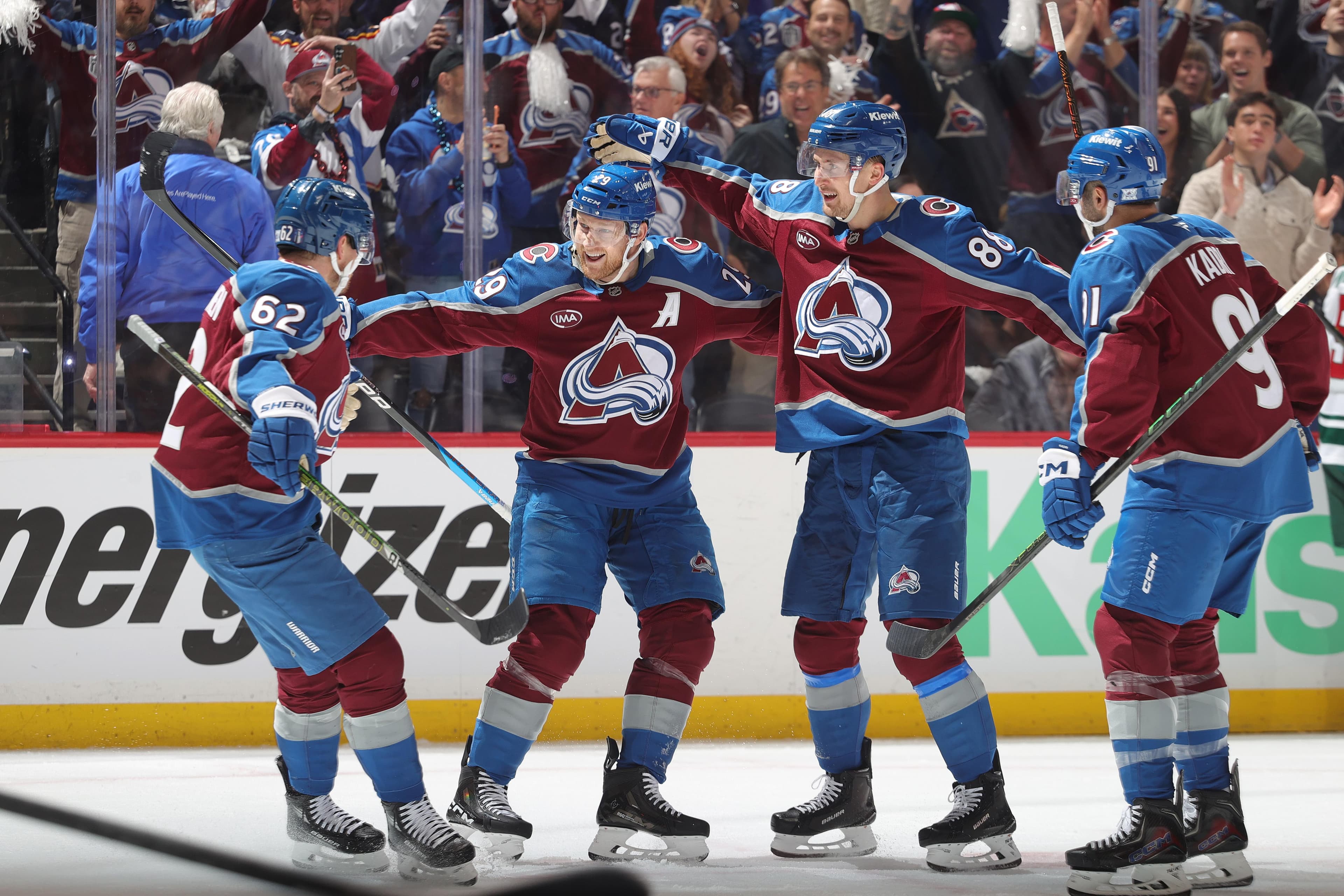 Game 1 Recap: Explosion of goals ends in Avalanche favor 9-6