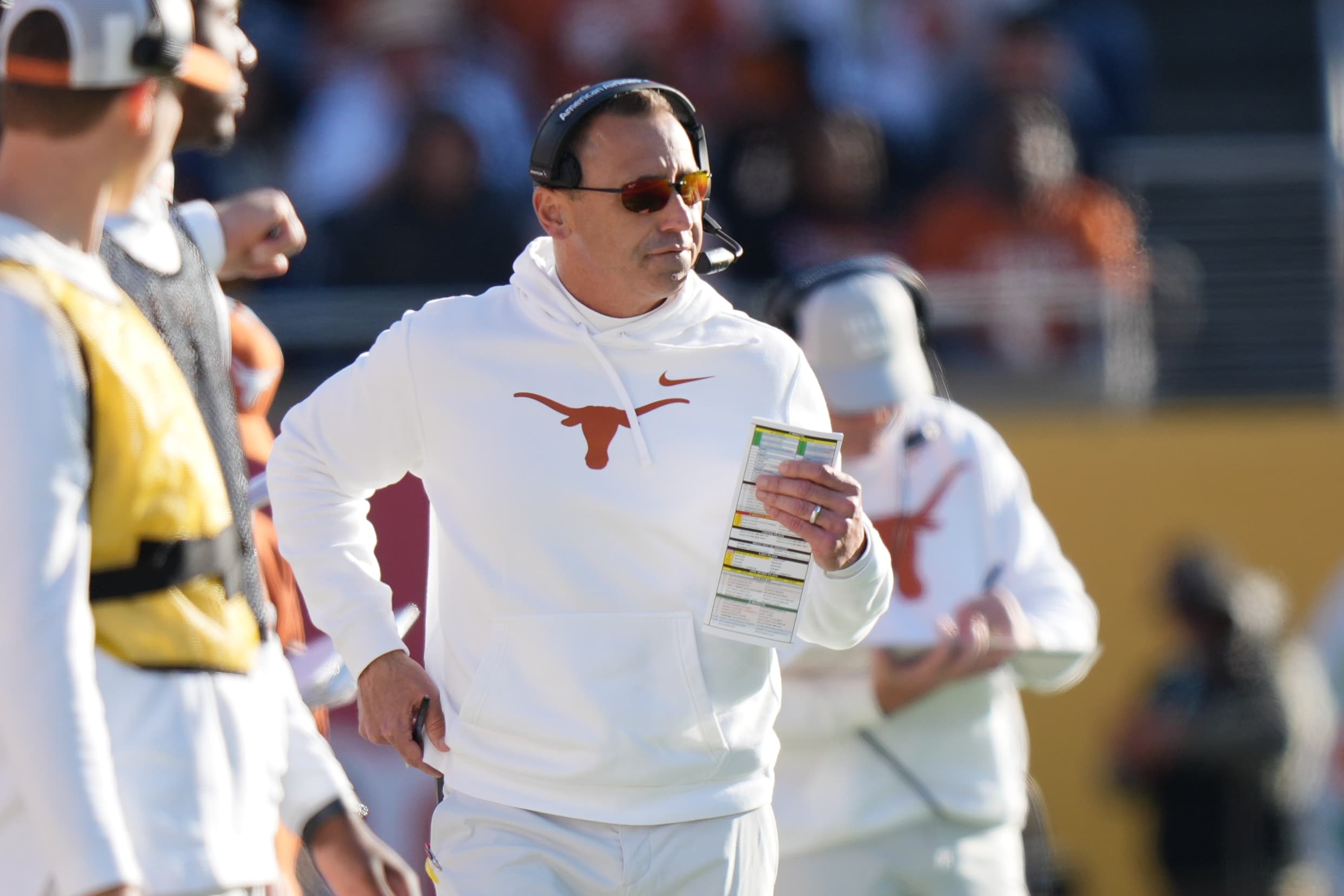 Longhorns Daily News: How high are the stakes for Texas football in 2026?