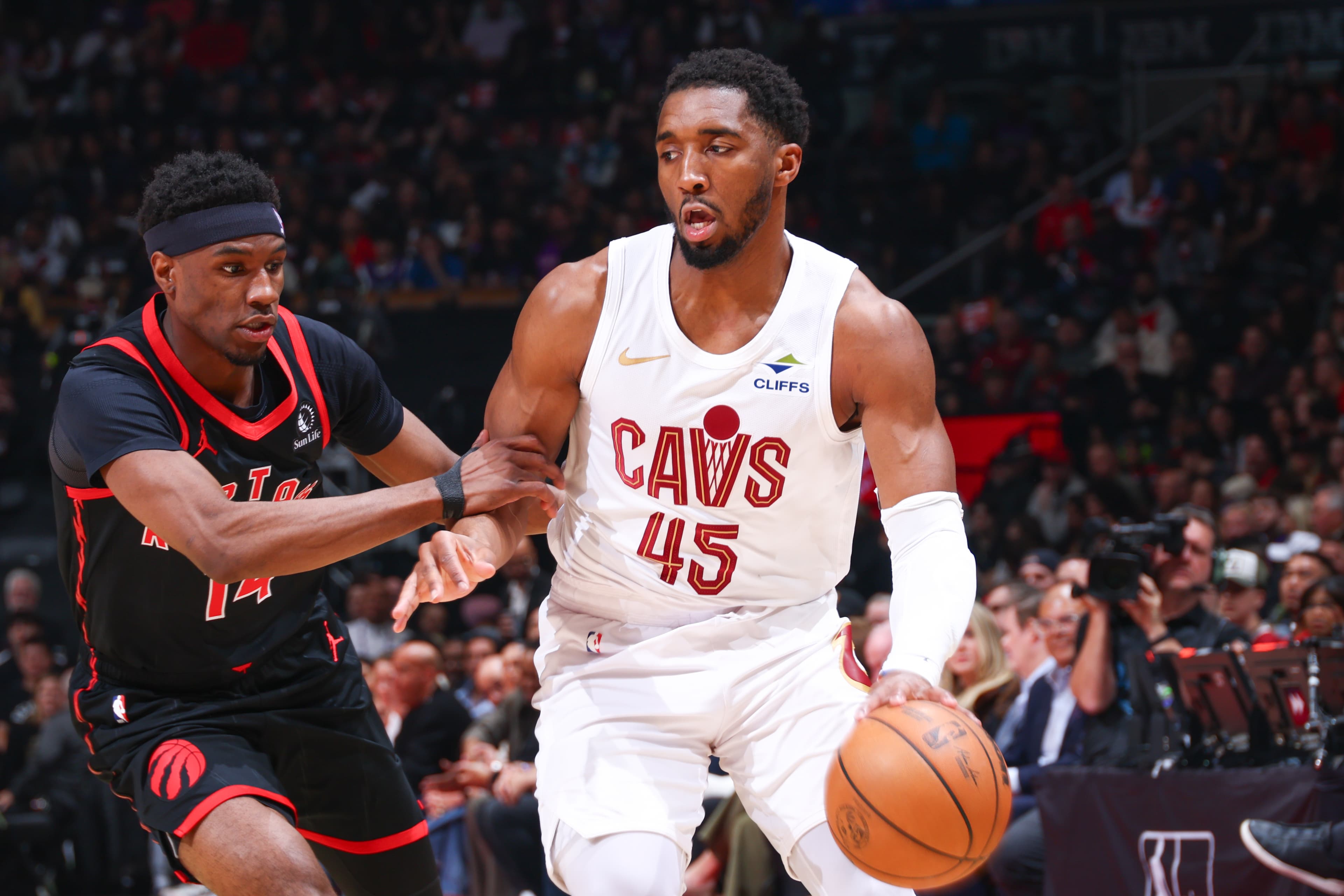 Winners and Losers: Cavs vs Raptors Game 3 – Raps control the paint