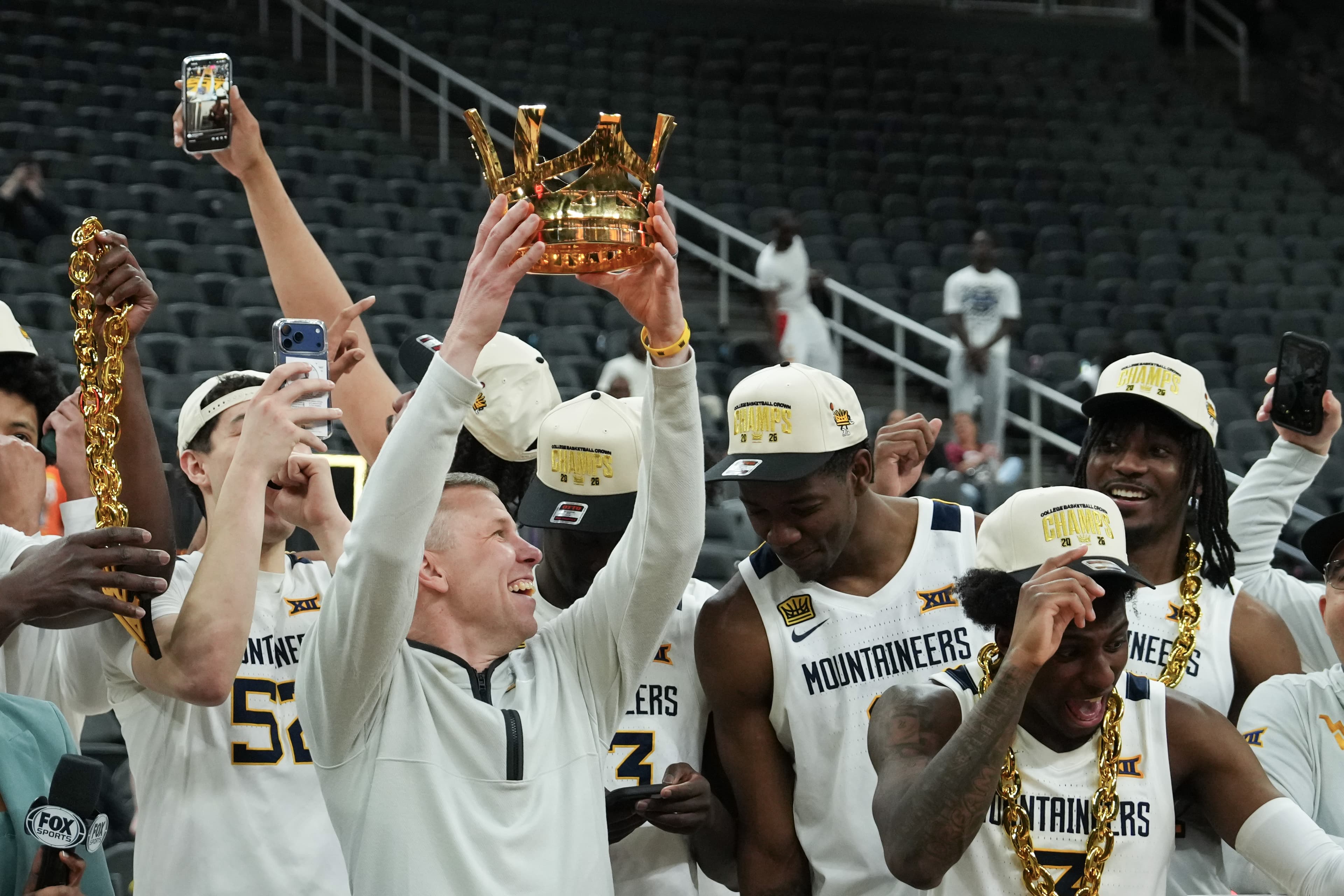 WVU basketball’s portal class is coming together. Couz joins Josh to break it down on Unreasonable Doubt.