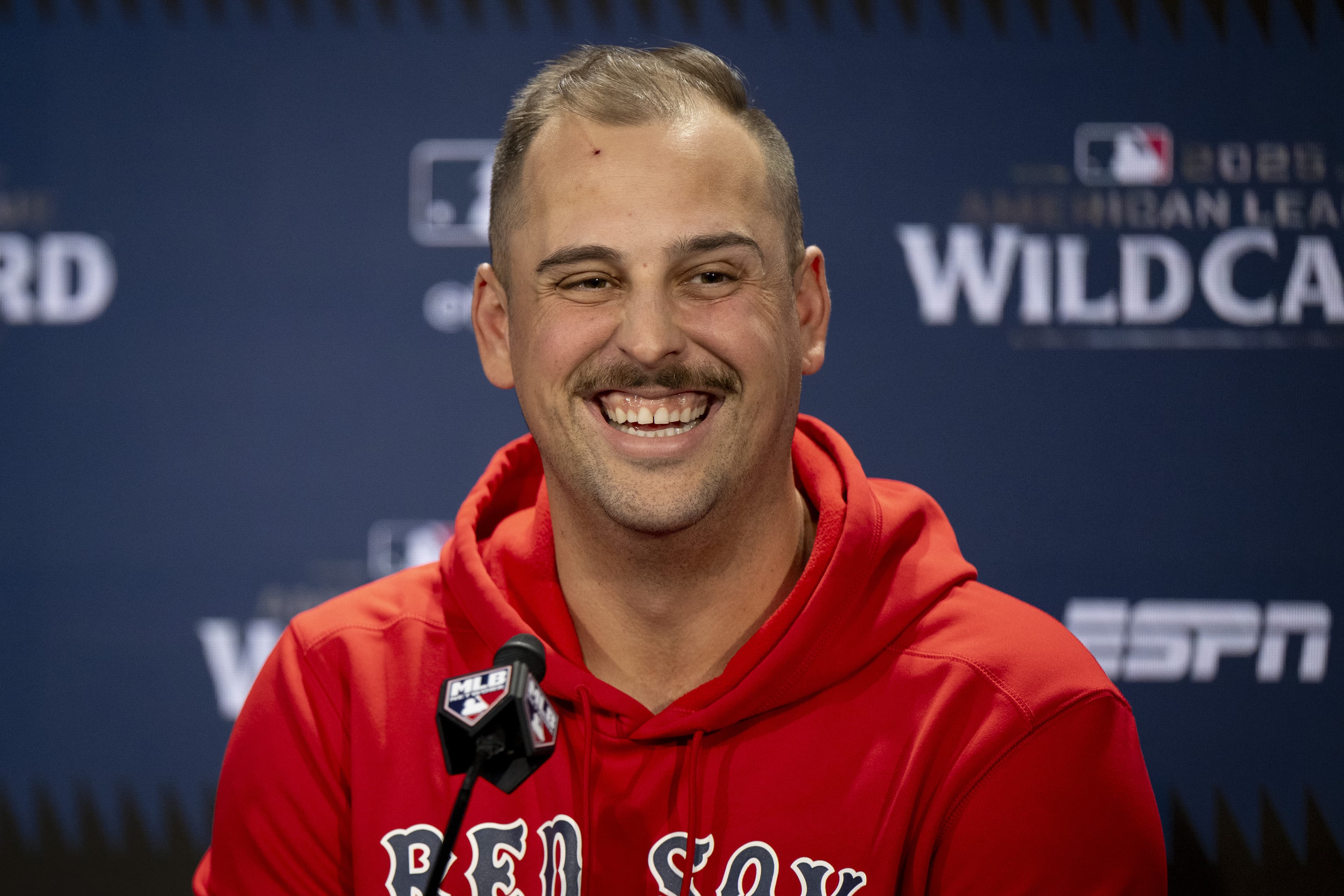 With roster set, Reds wrap Cactus League play at home against Guardians