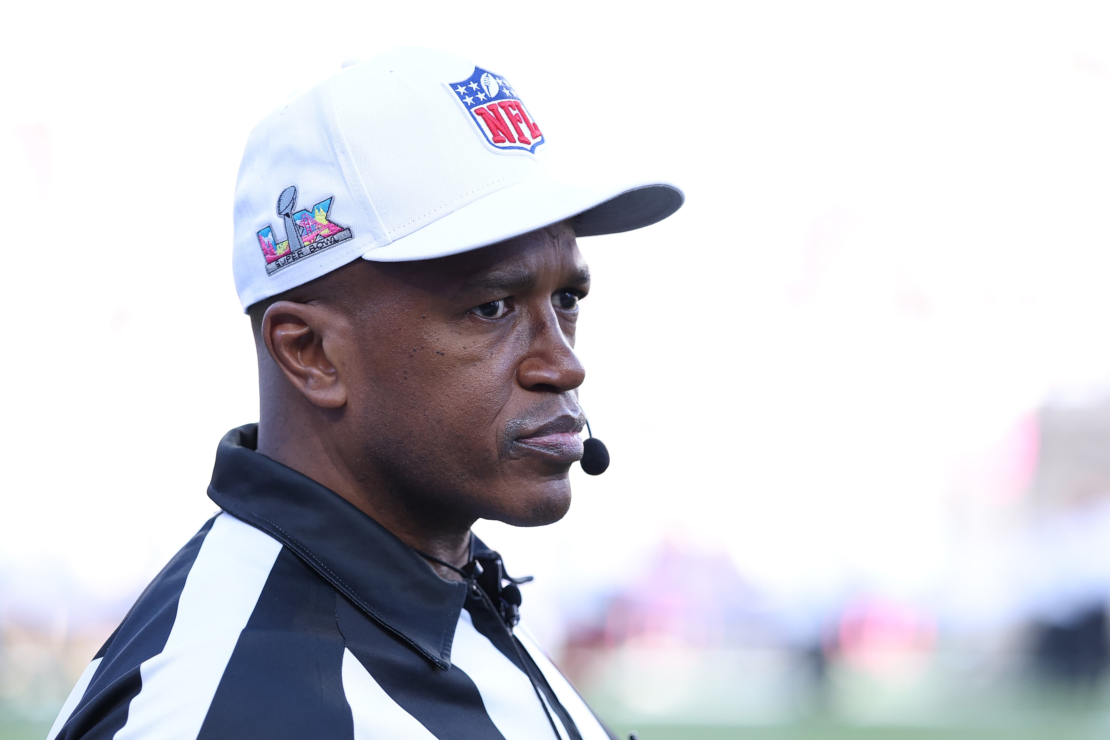 NFL preparing to turn to replacement refs in 2026