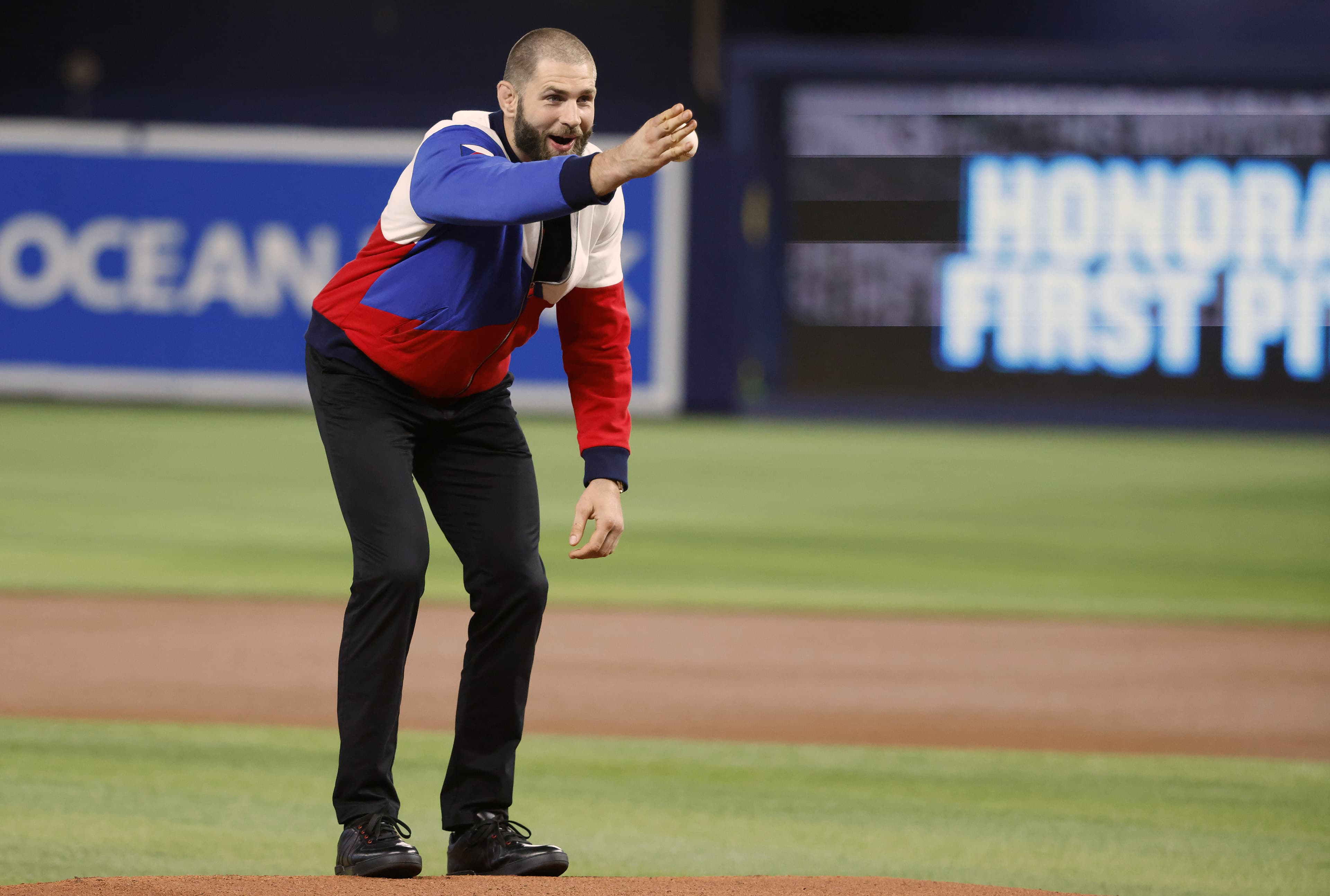 UFC 327’s Jiri Prochazka throws out first pitch for Miami Marlins … and it ain’t half bad (Video)