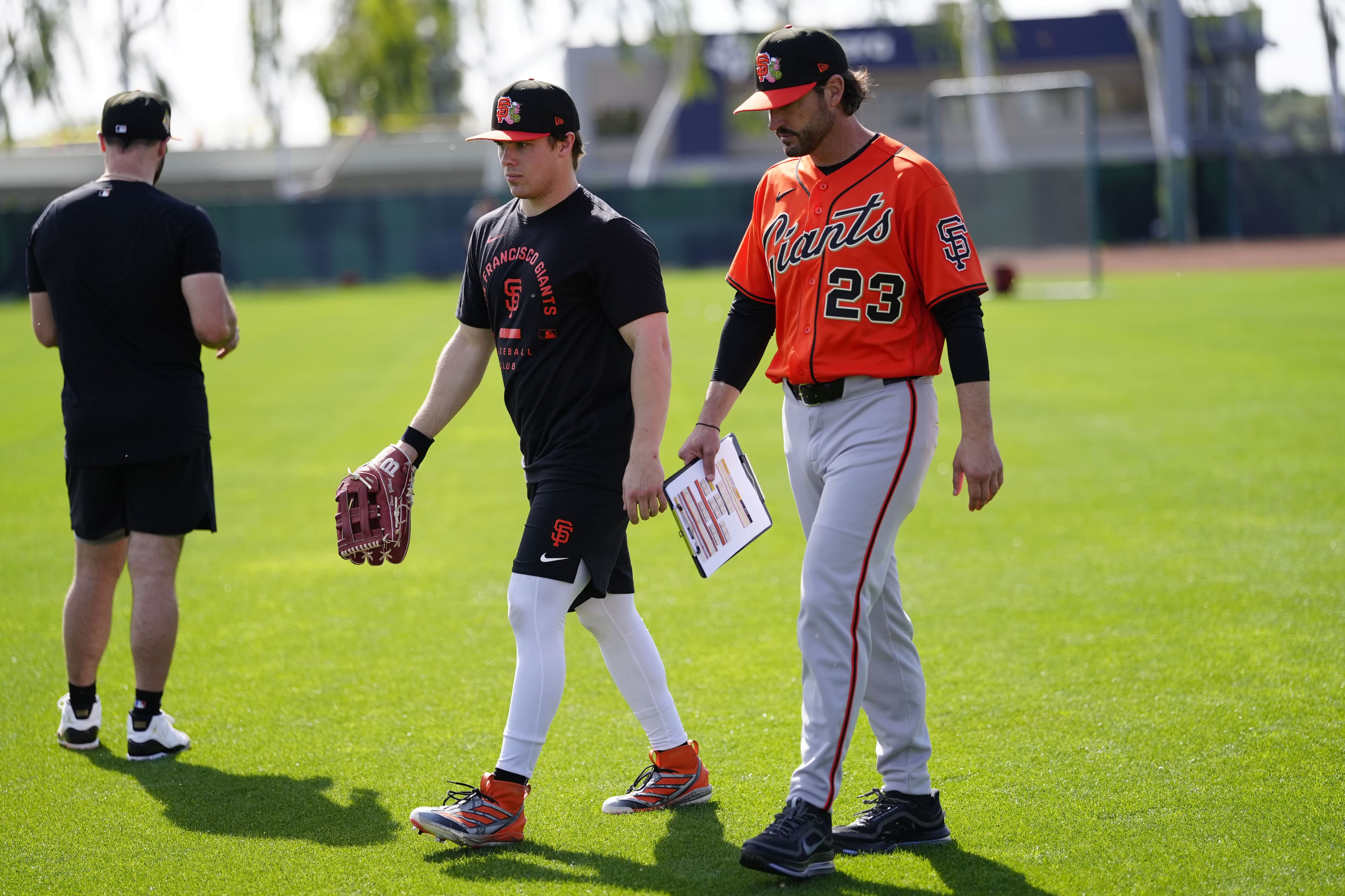 Tuesday BP: When will the Giants make a move?