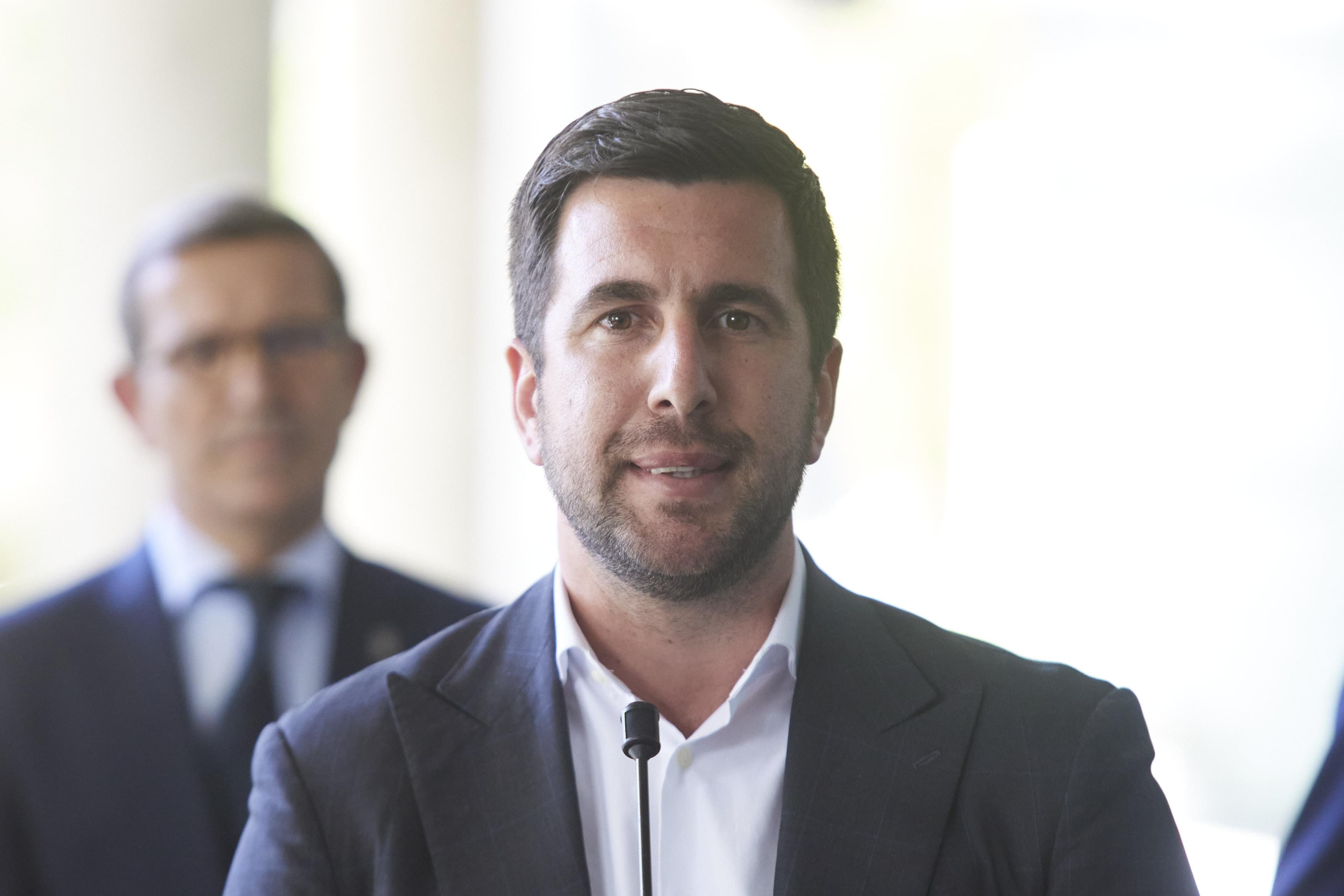 Who is possible Real Madrid presidential candidate Enrique Riquelme?