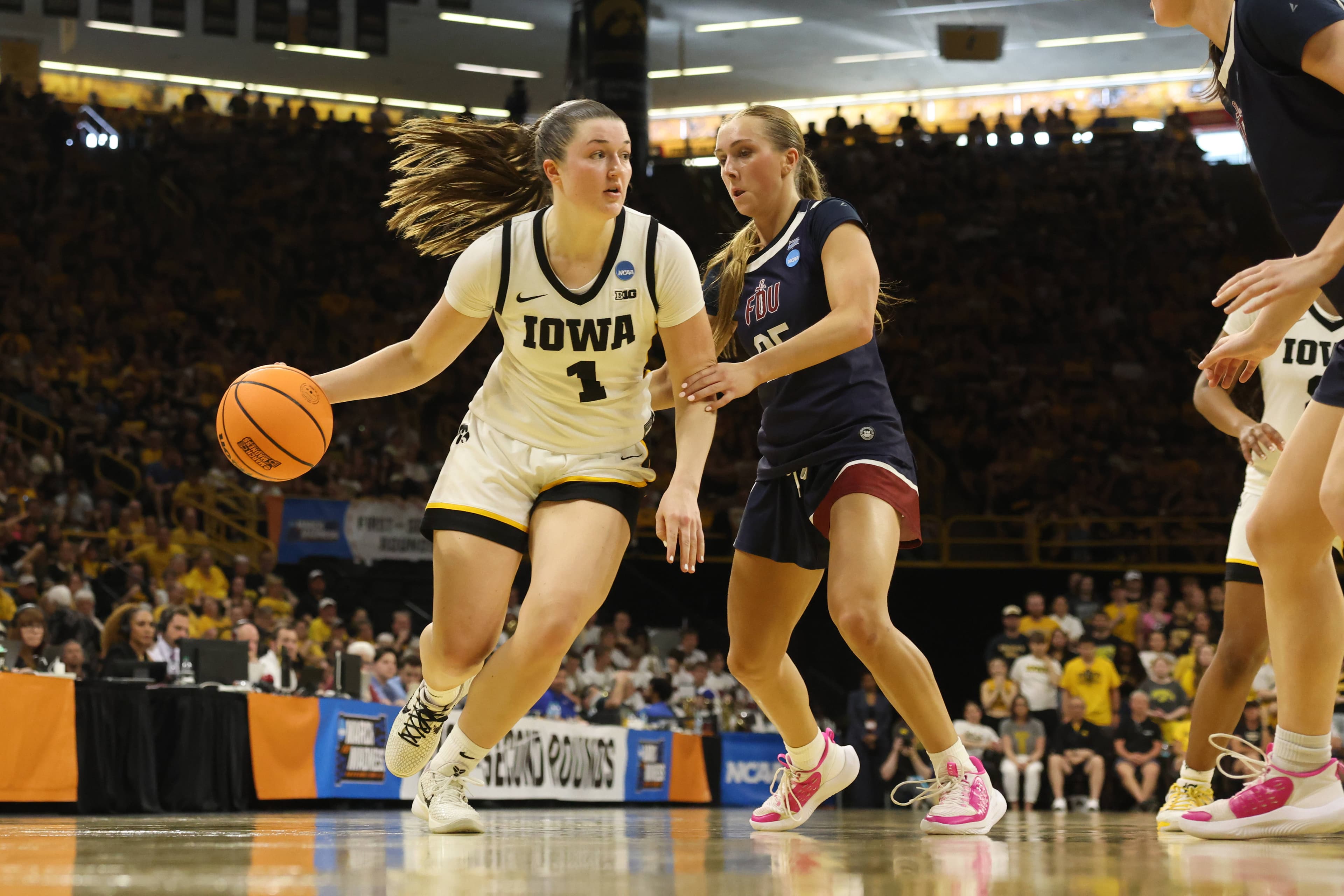 Women’s Basketball: Can the Hawkeyes put together a complete game to advance to the Sweet 16?