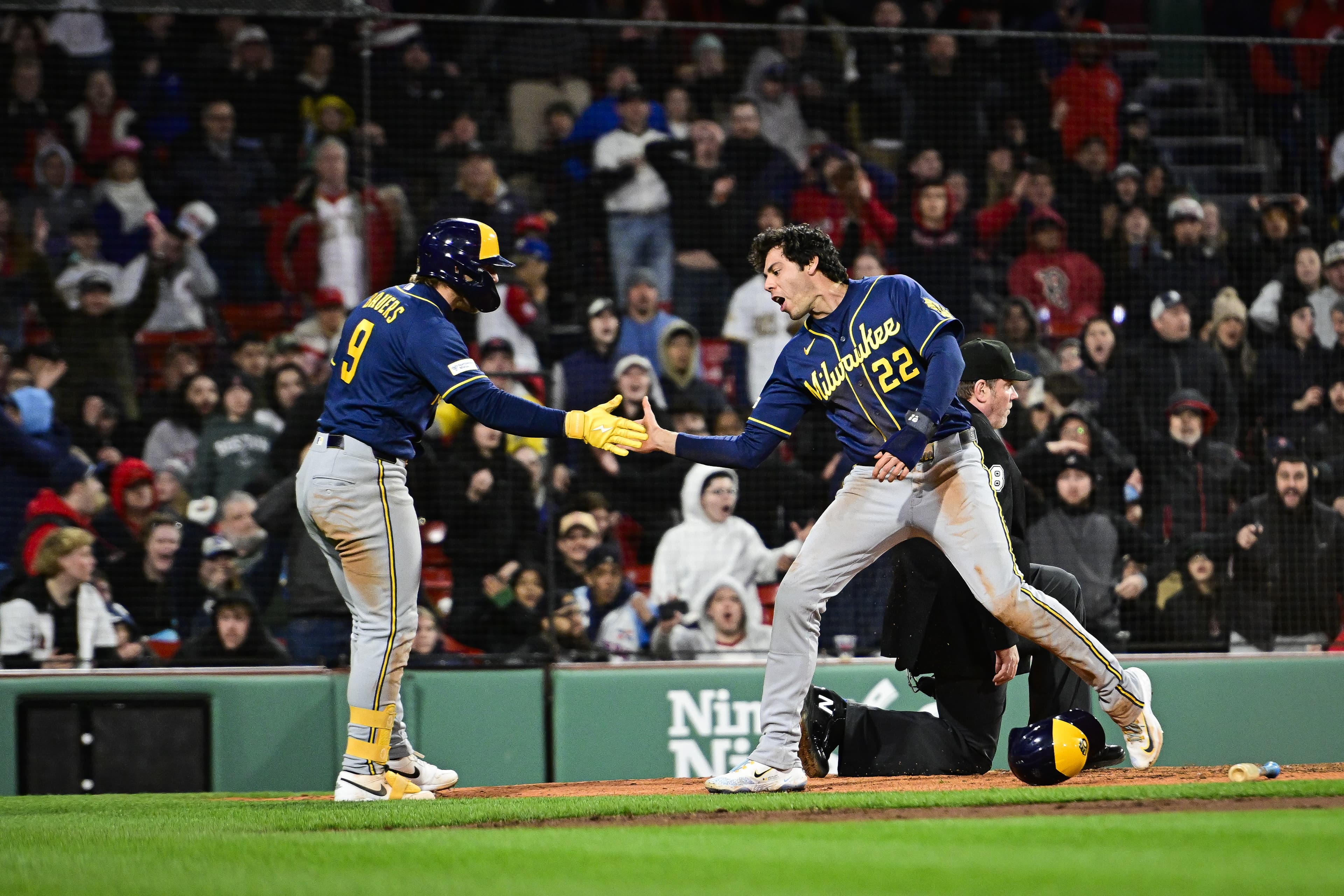 Game Thread #12: Milwaukee Brewers (8-3) @ Boston Red Sox (3-8)