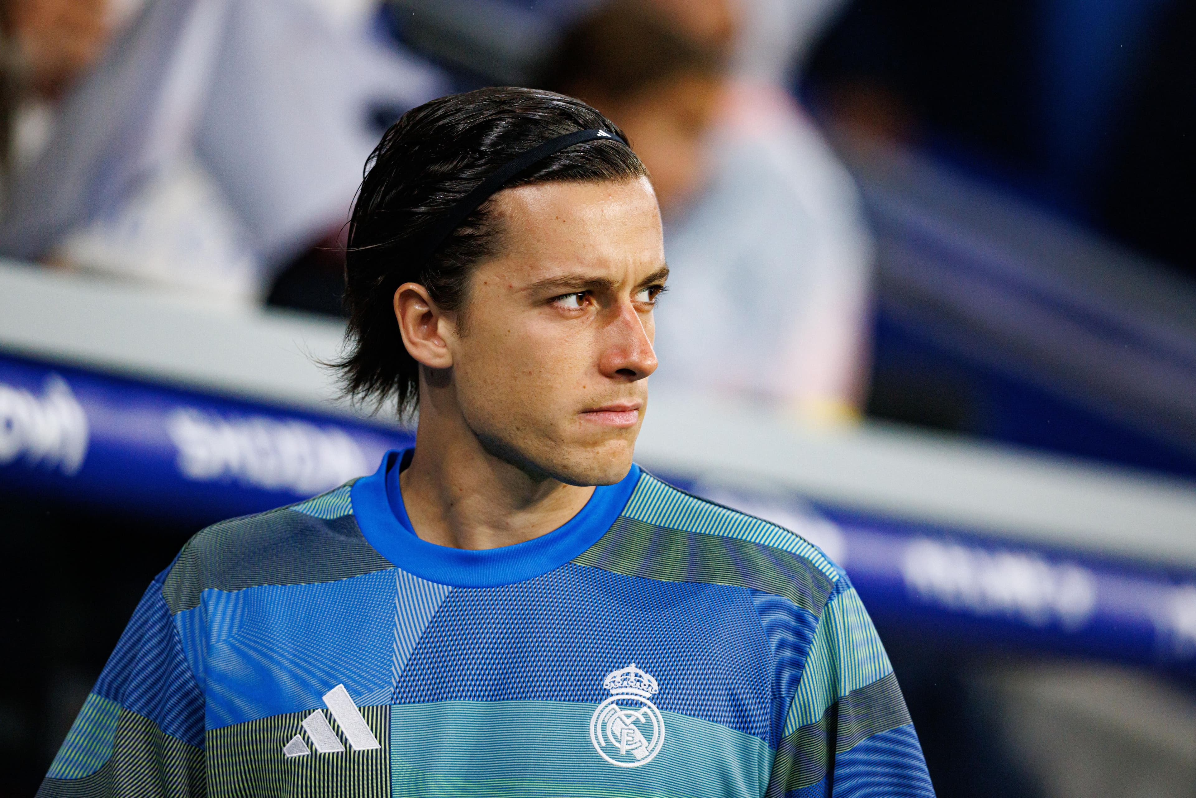 Álvaro Carreras Responds to Rumors, Downplays Reported Dressing Room Incident