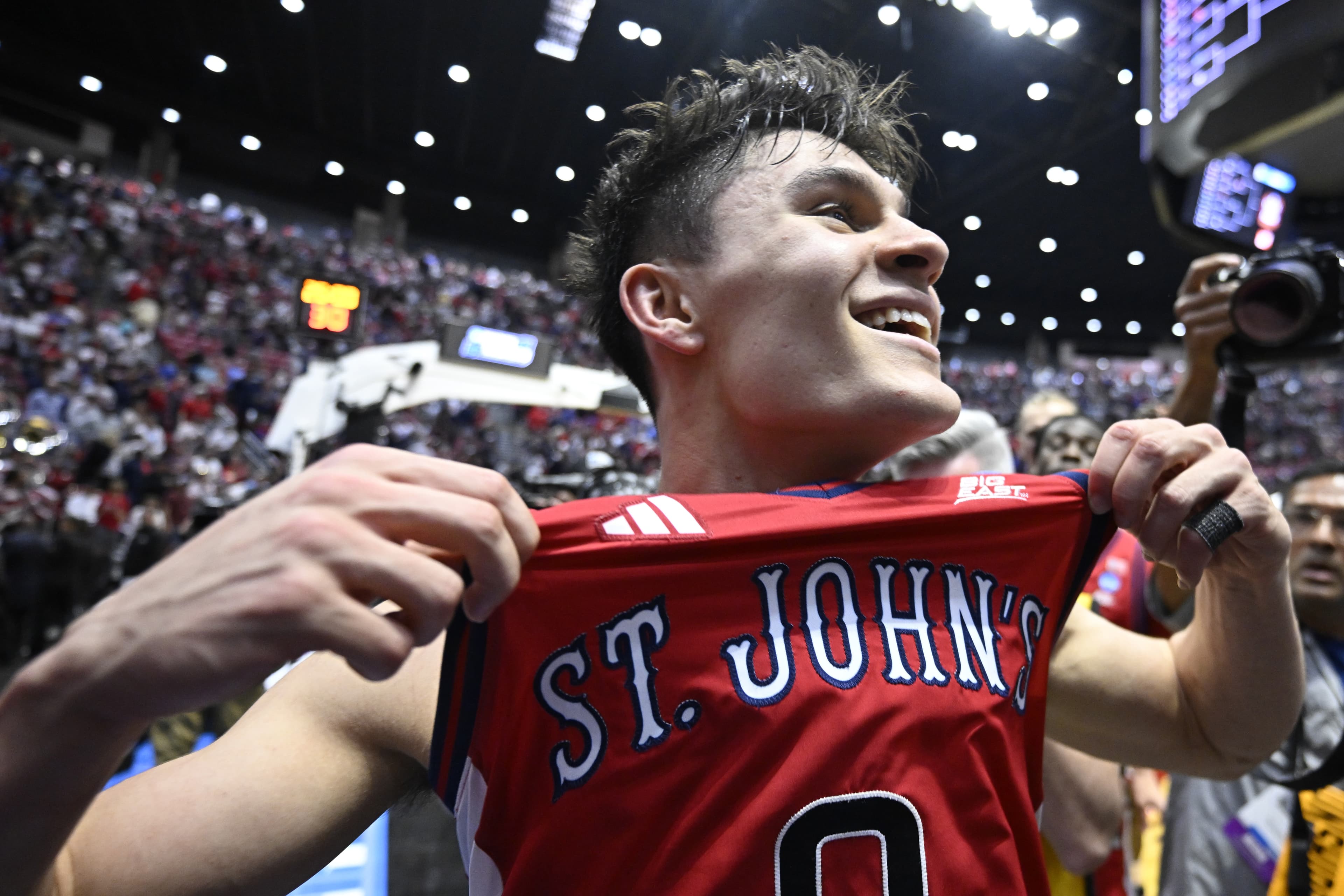 St. John’s stays alive in March Madness 2026 on game-winner Rick Pitino calls ‘funniest thing’