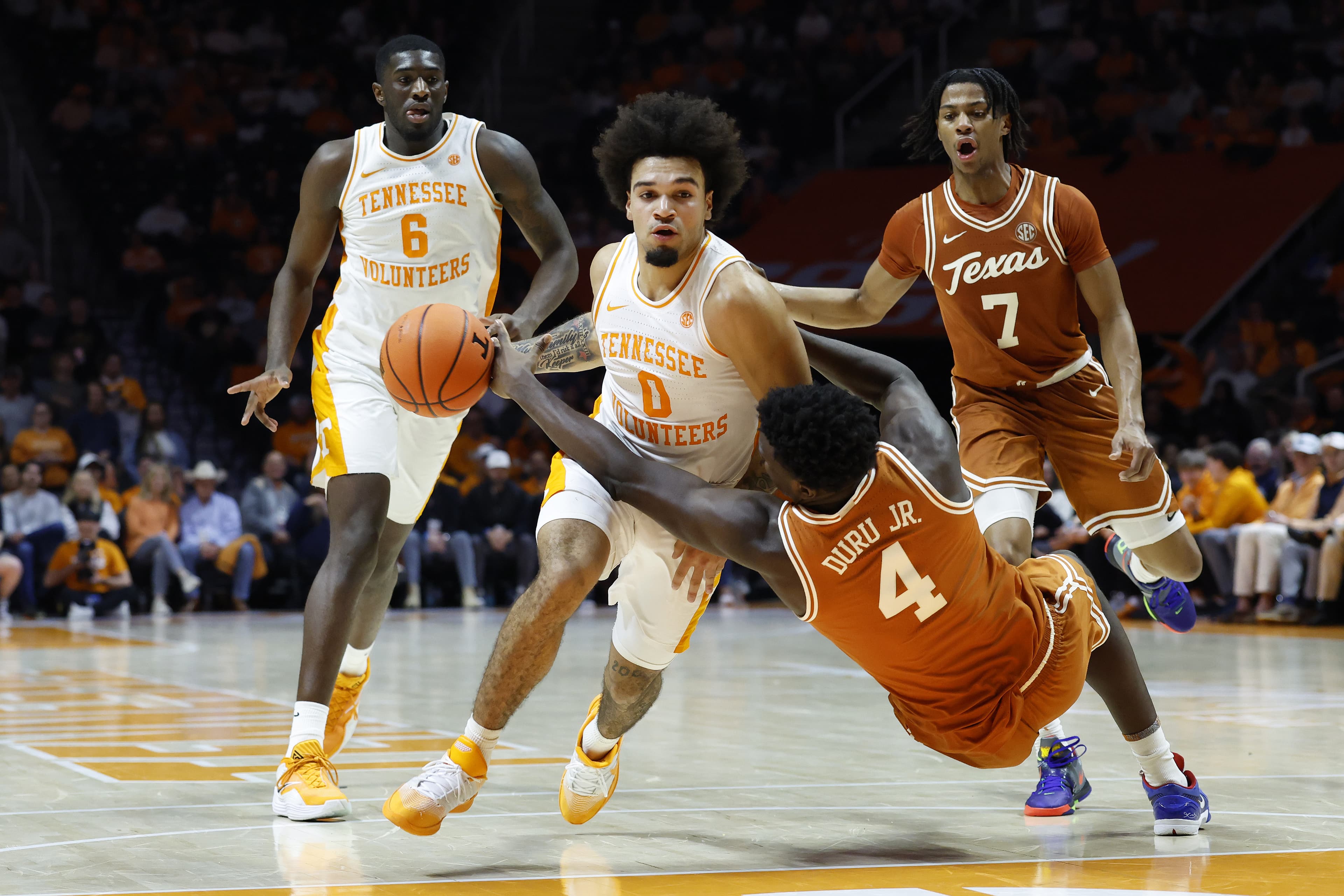 Opening Odds: Tennessee a small underdog against Iowa State