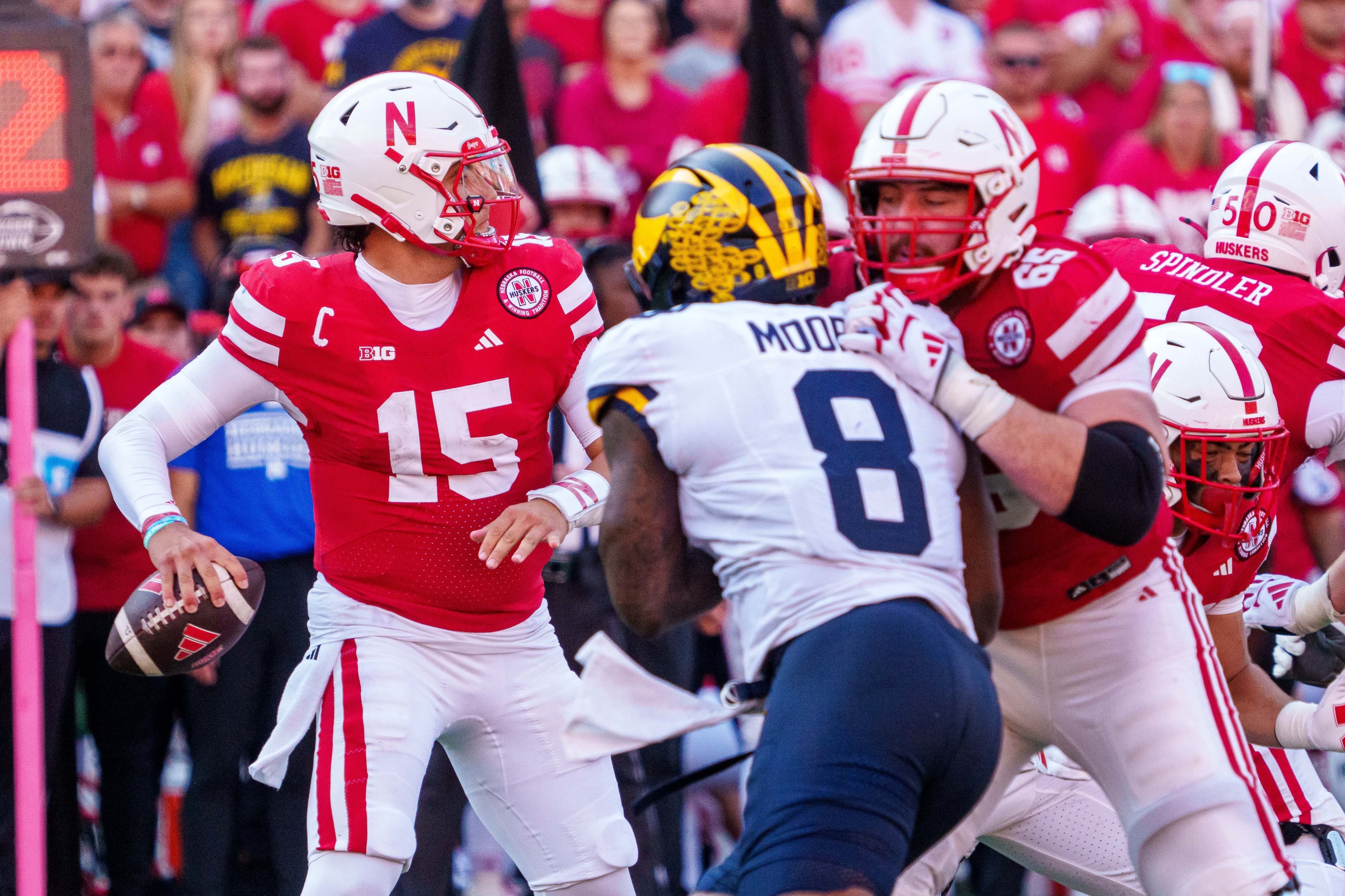 Did Lions gain or lose value on trade up for Derrick Moore?