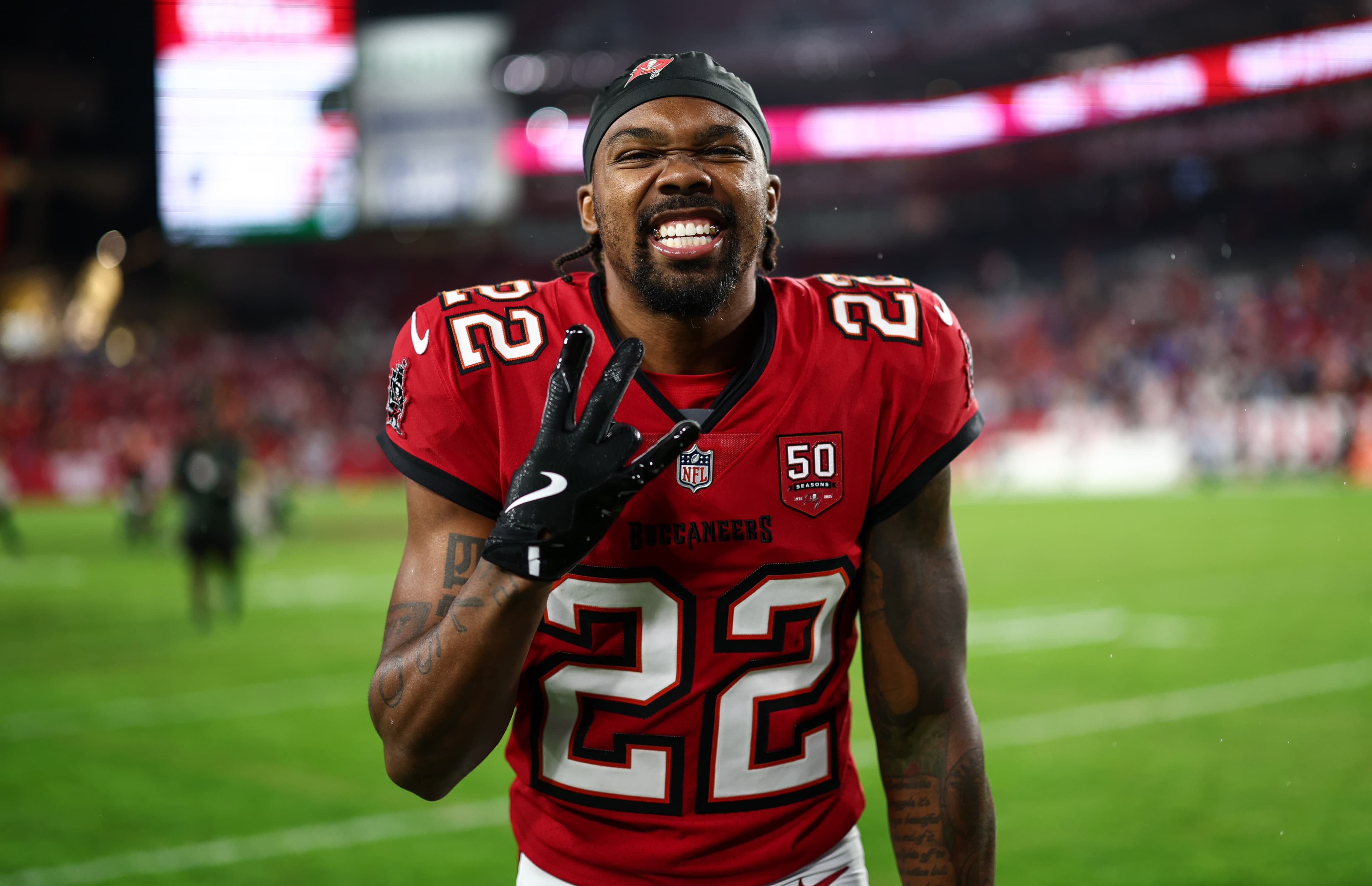 Instant grades for Patriots free agency signing Kindle Vildor