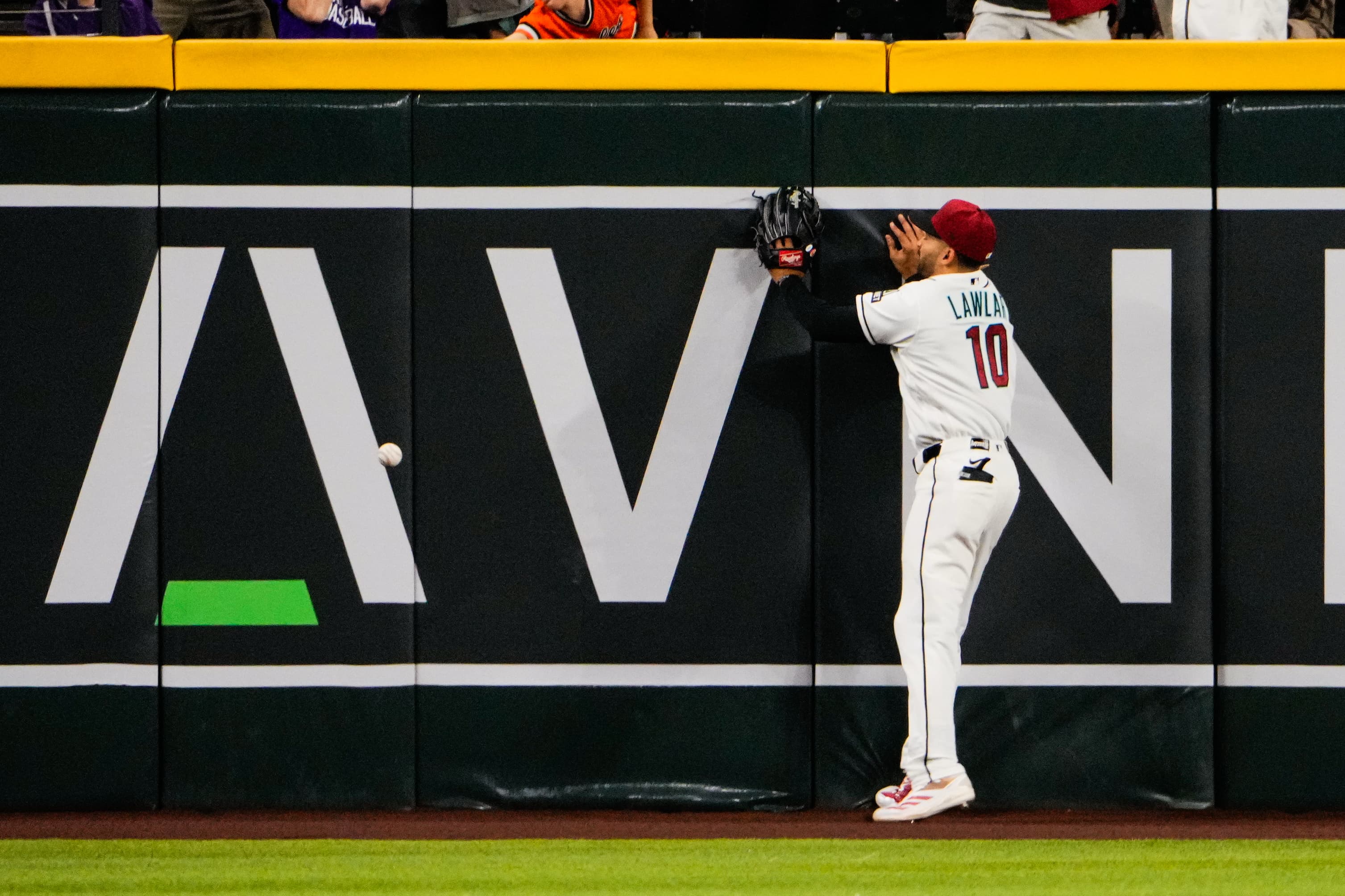 What a Clunker! Braves 17, Dbacks 2