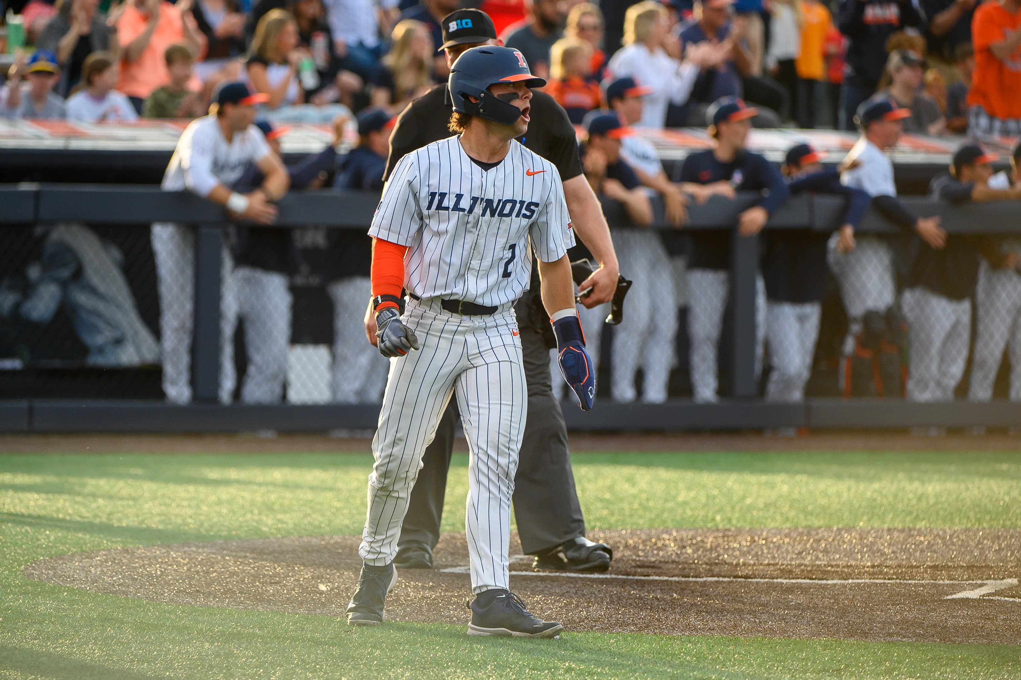 Illini run-rule win in midweek contest over SIUE