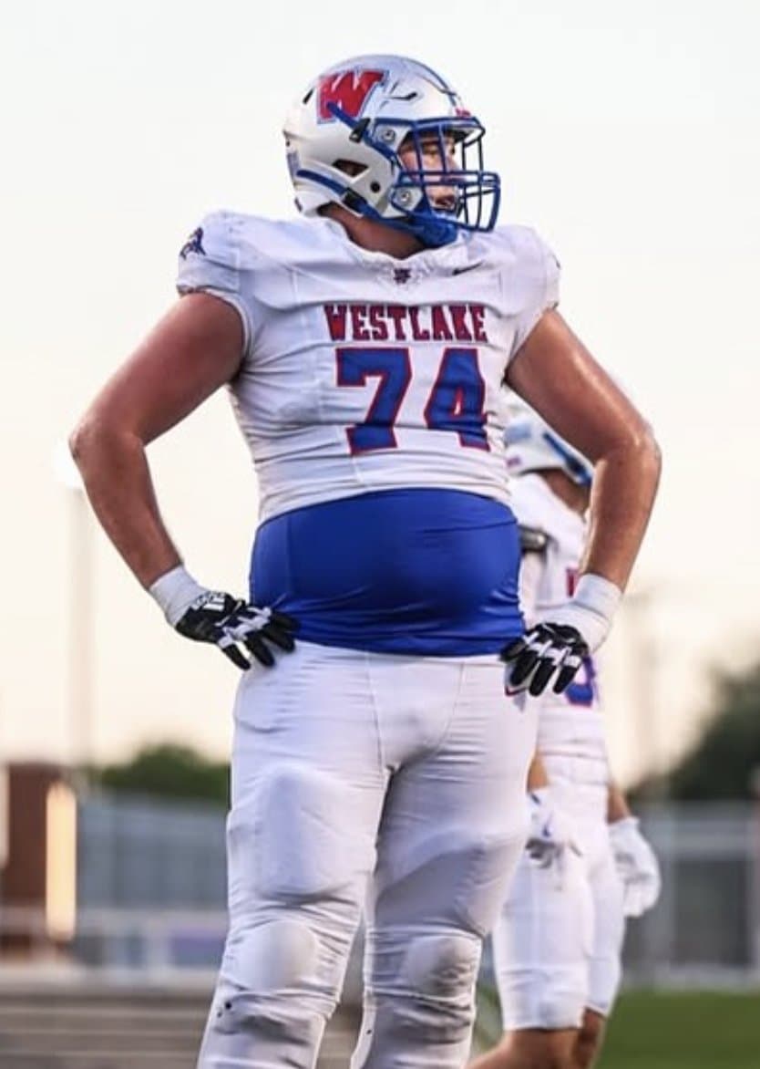 Three-star IOL Jackson Cook commits to Texas