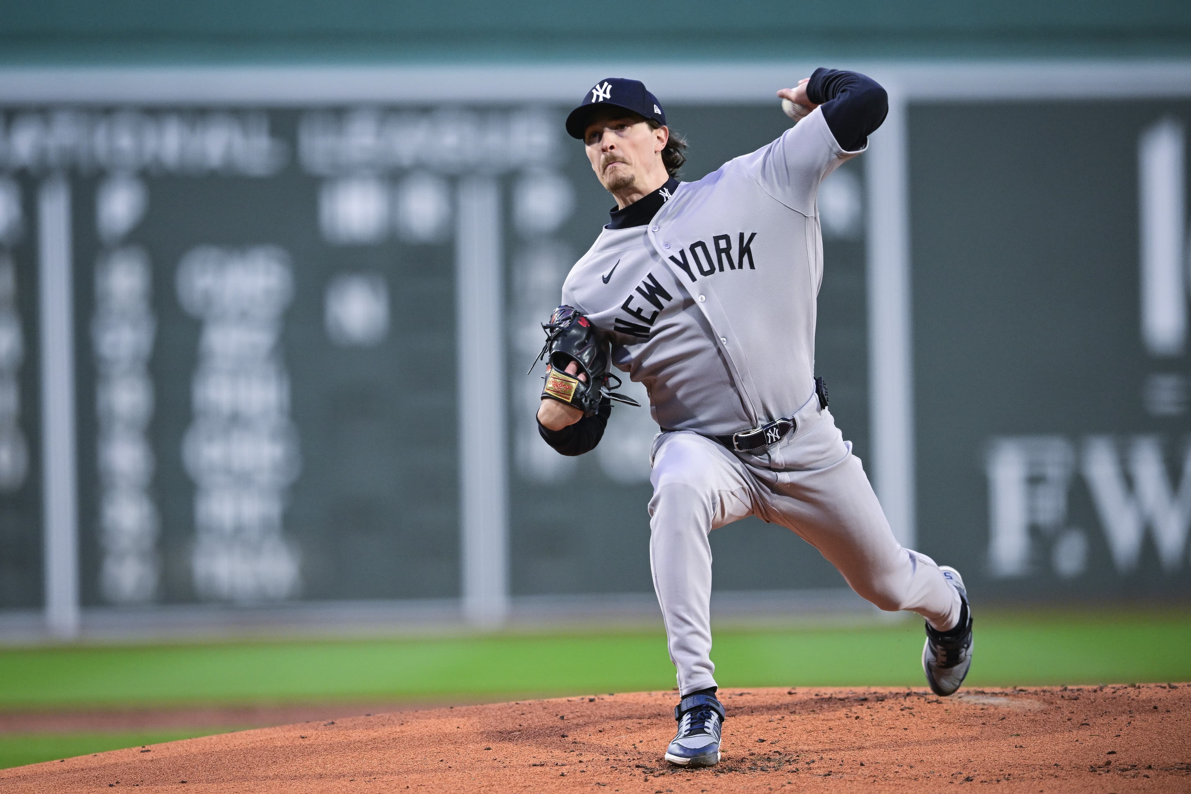 Yankees 4, Red Sox 1; Offense no-shows once again