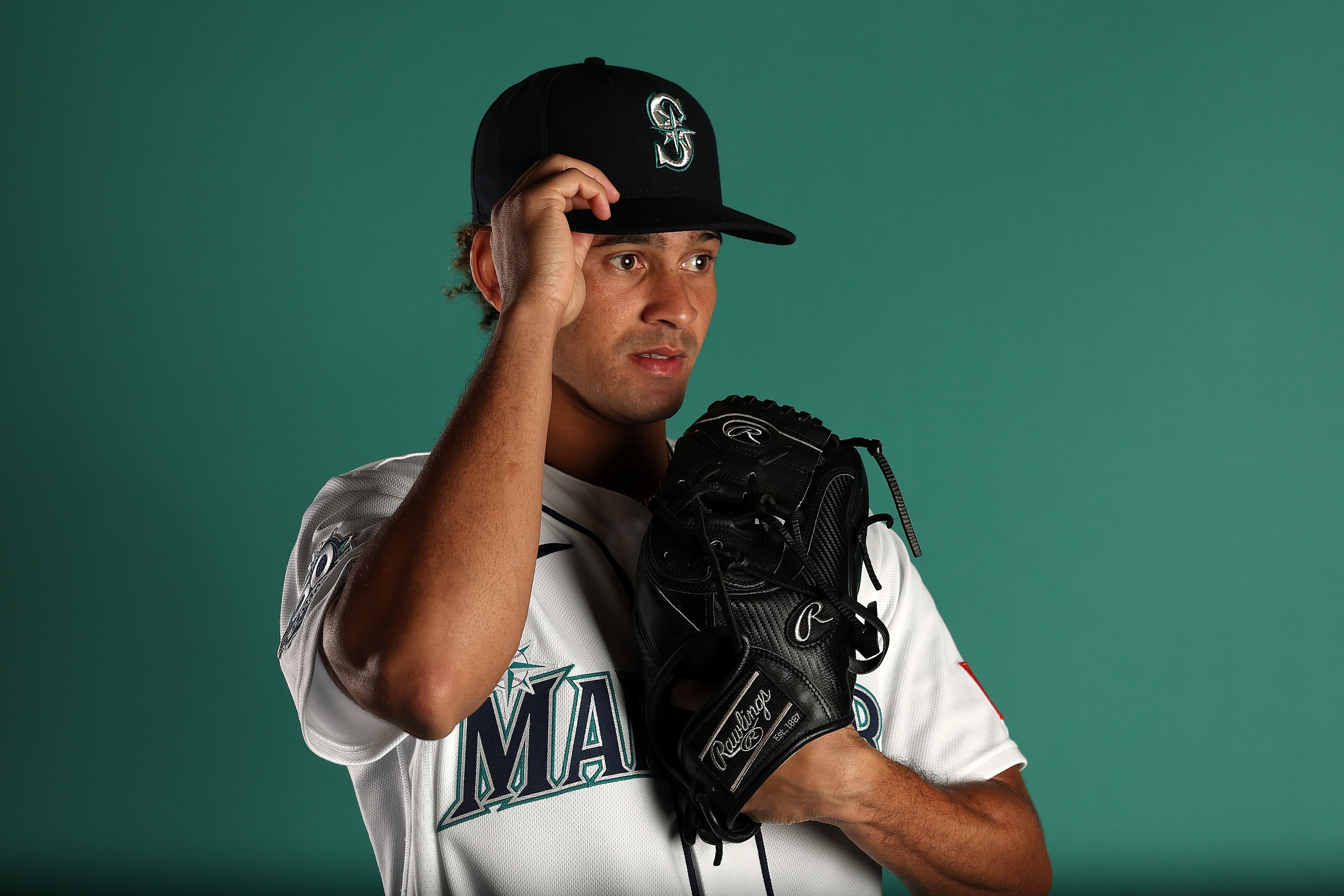 Colorado Rockies claim Blas Castaño, DFA Luis Peralta