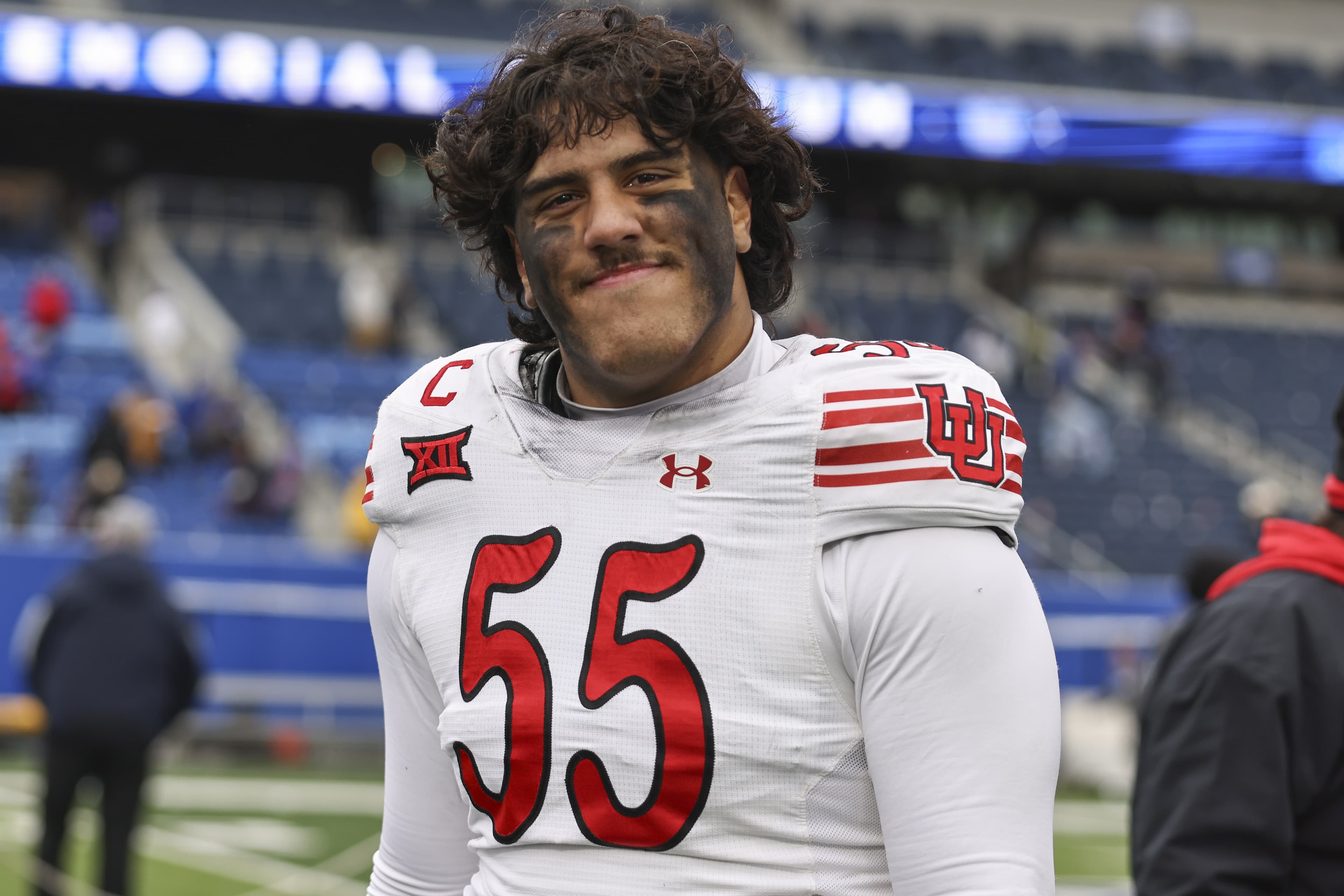 2026 NFL Mock Draft: Arizona Cardinals choose offensive lineman
