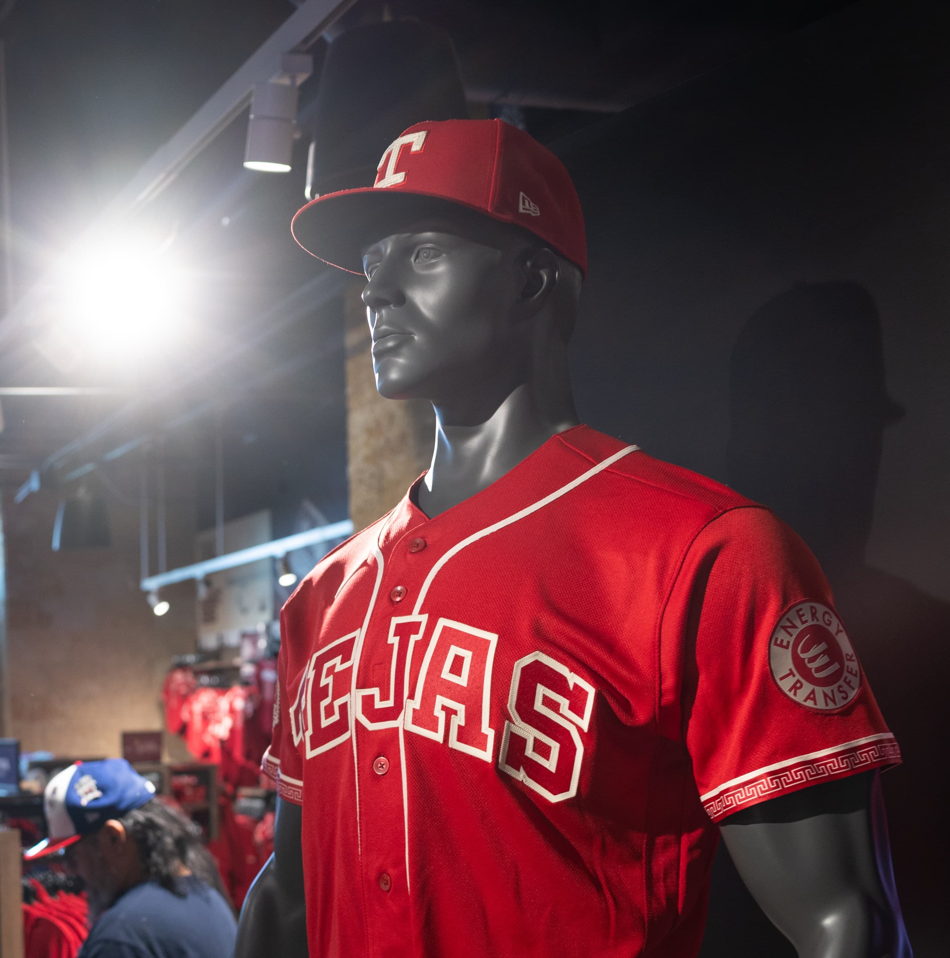 7-6 – Rangers nearly overcome Dodgers onslaught in 8-7 loss