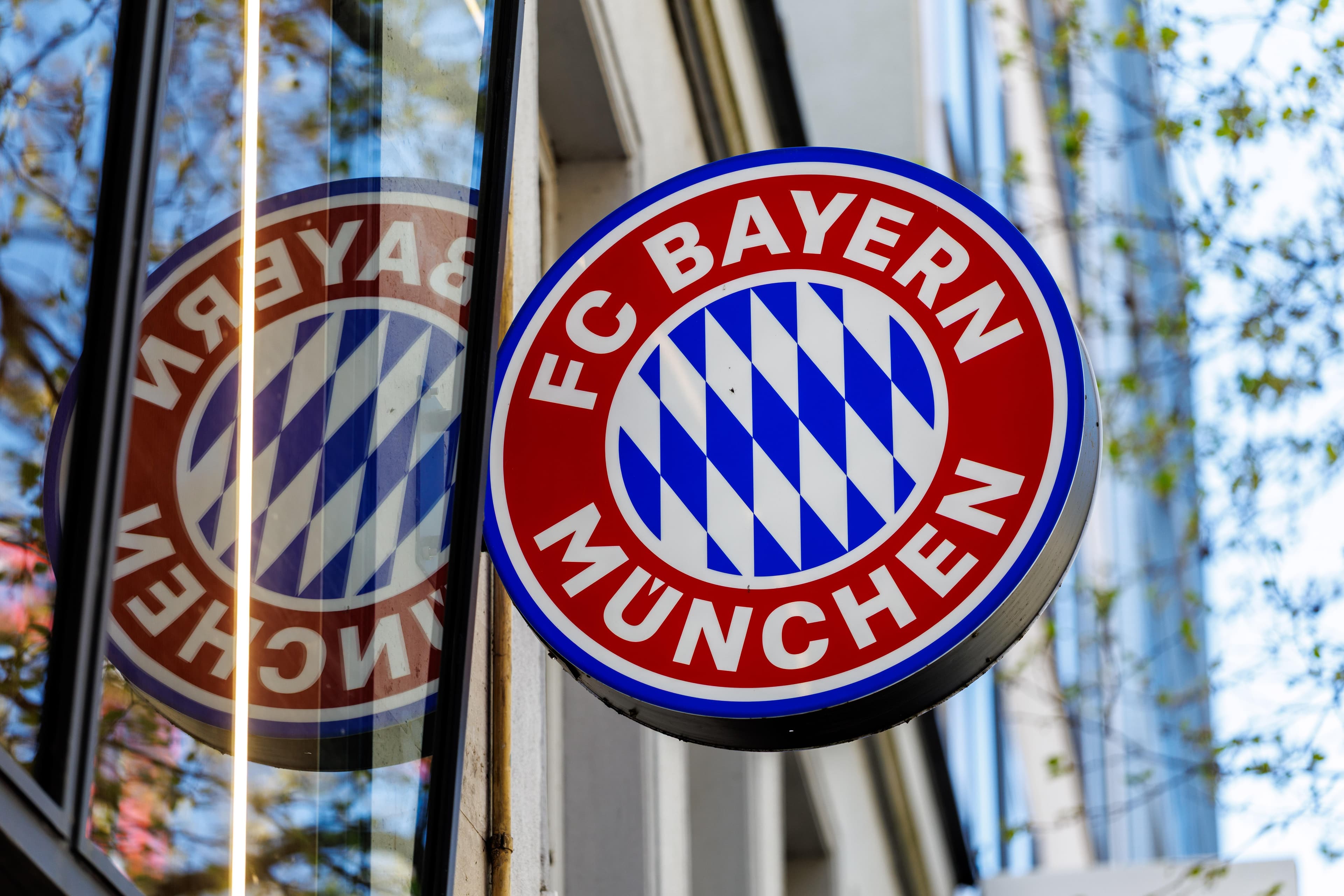 Report: Bayern Munich heavily interested in Tornike Kvaratskhelia, little brother of PSG star Kvicha