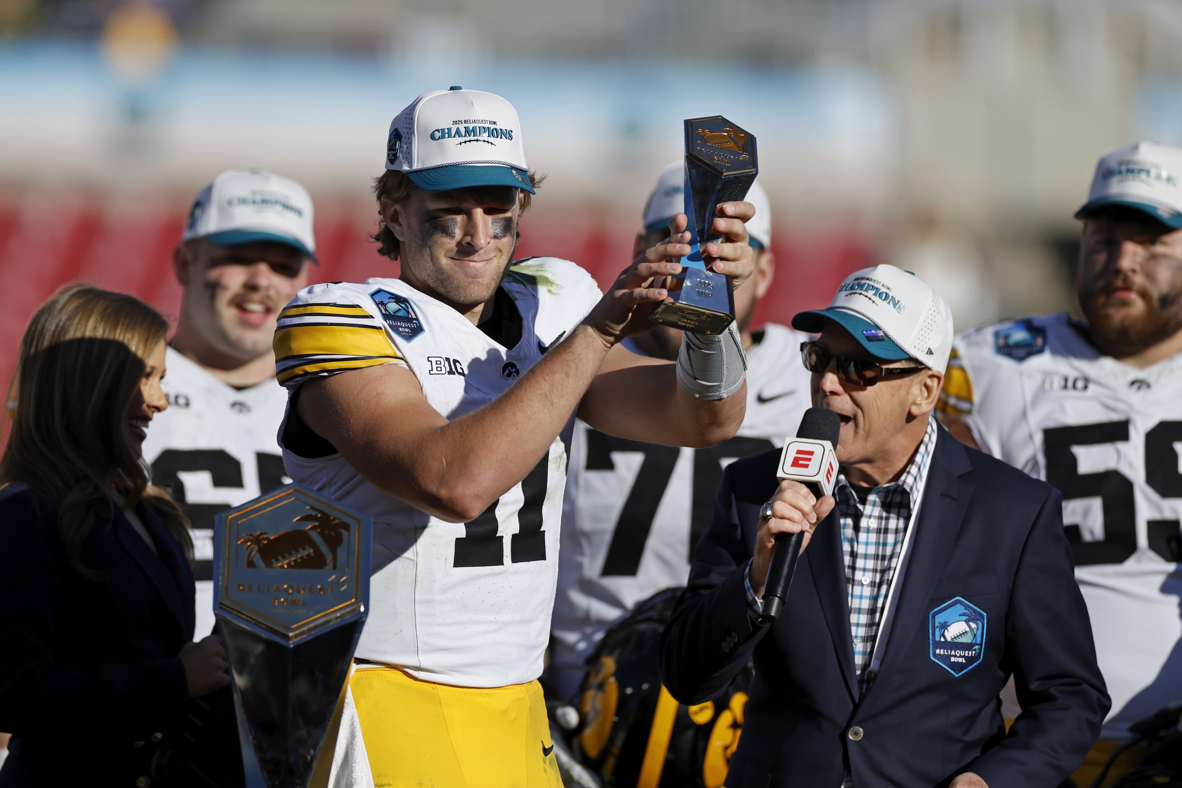 Miami Dolphins hosting multiple quarterbacks on pre-draft visits