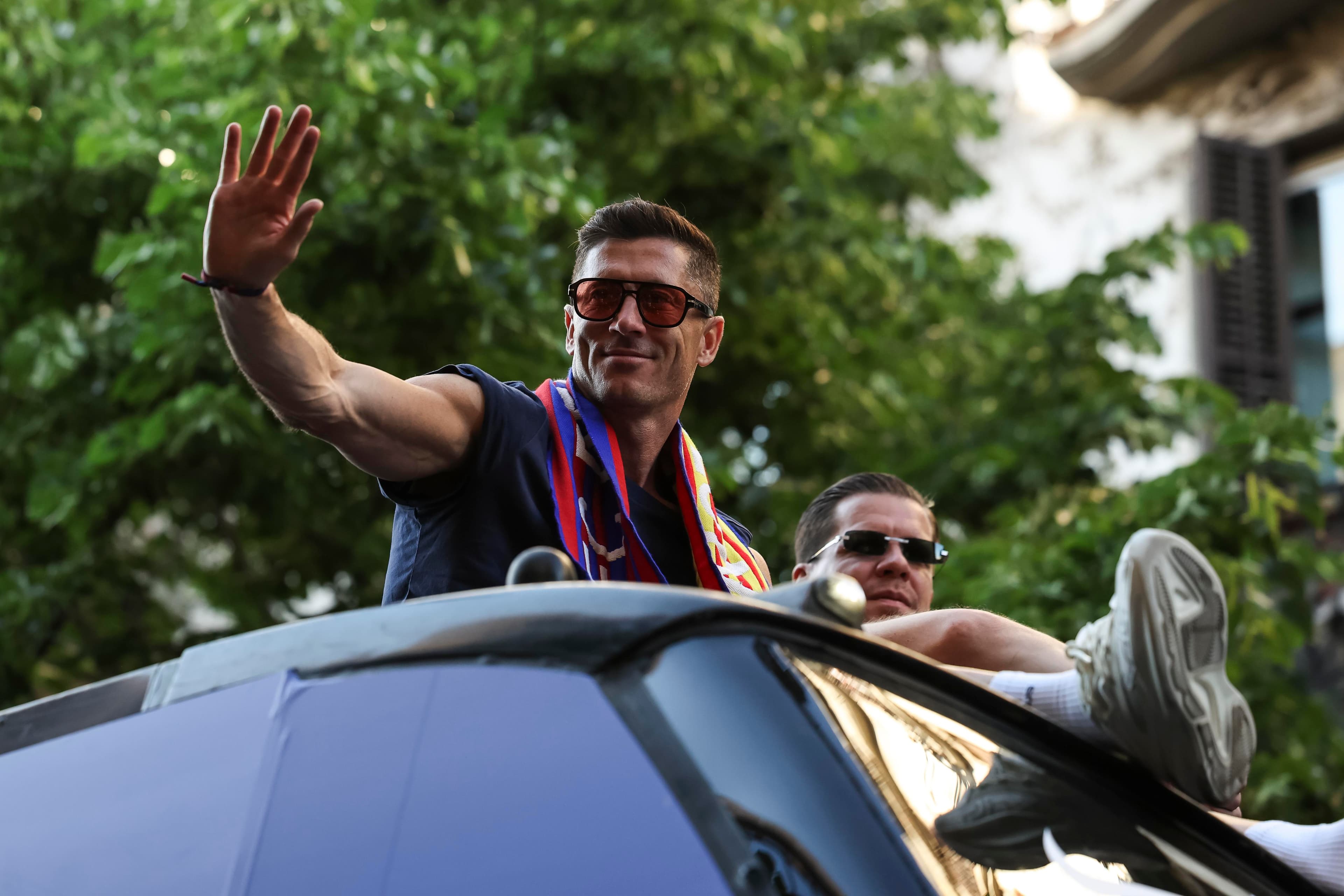 ‘Financially impossible’ – Porto chief rules out move for Barcelona striker Robert Lewandowski