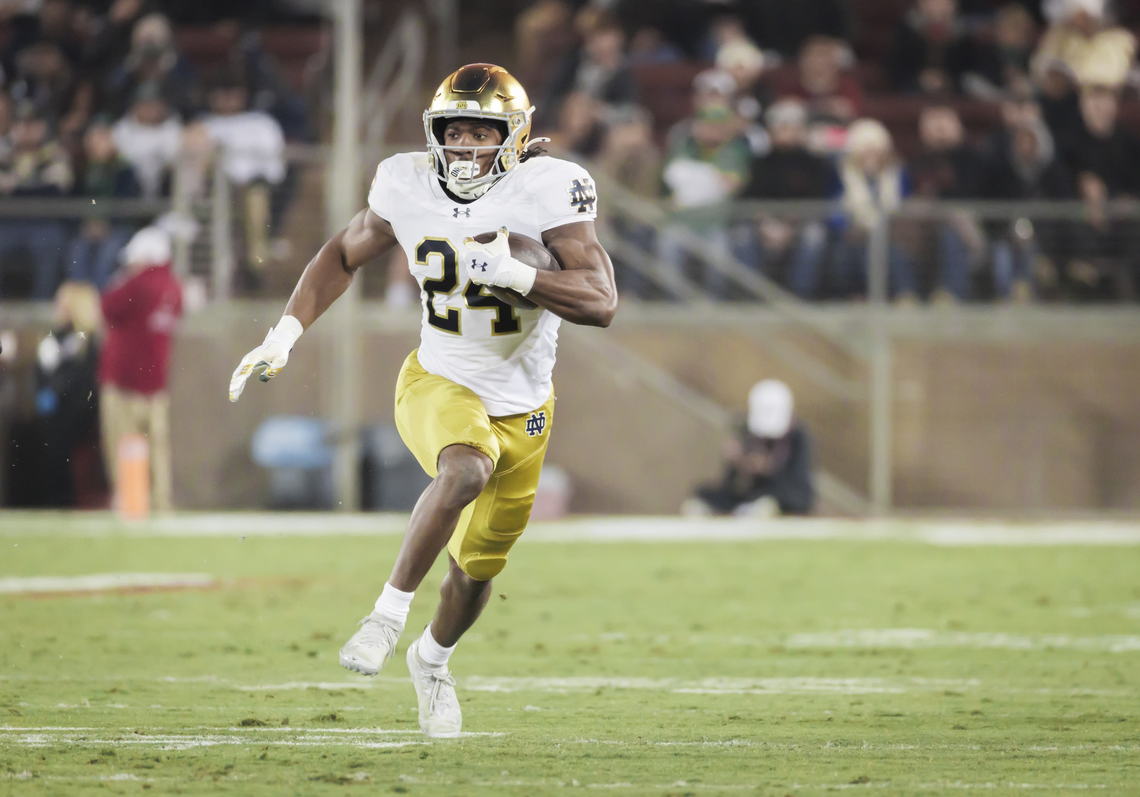 A Q&A with a Notre Dame writer on new Seahawks running back Jadarian Price