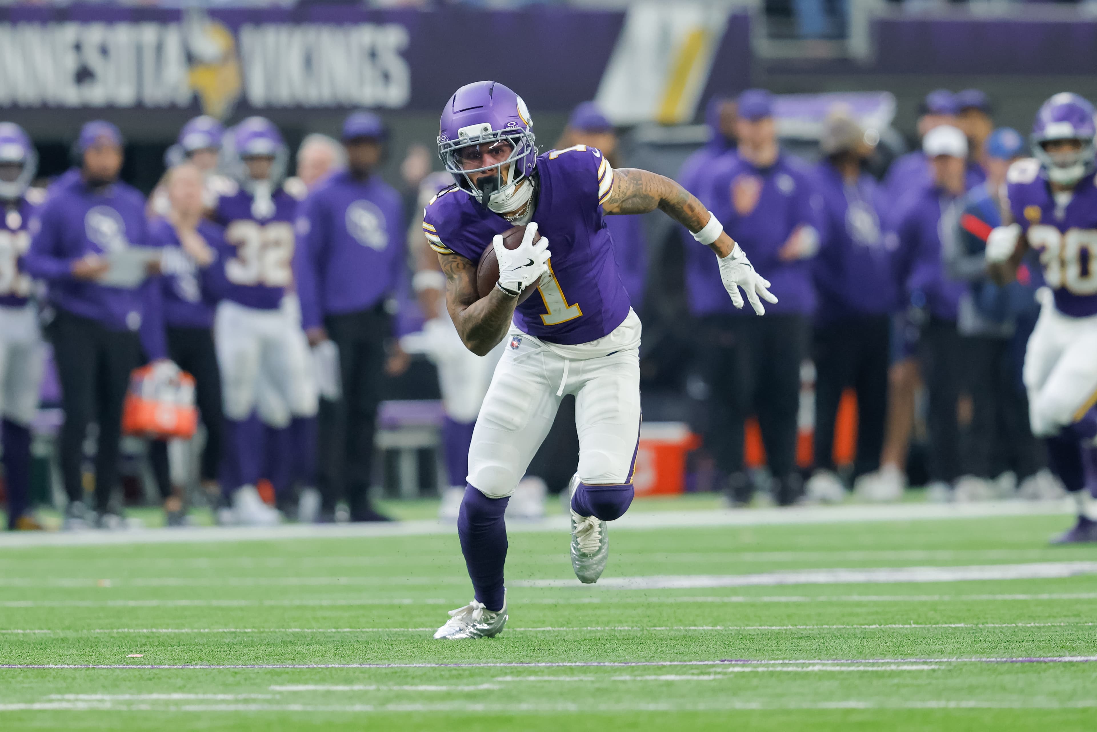 What does free-agent signing Jalen Nailor bring to Las Vegas Raiders?