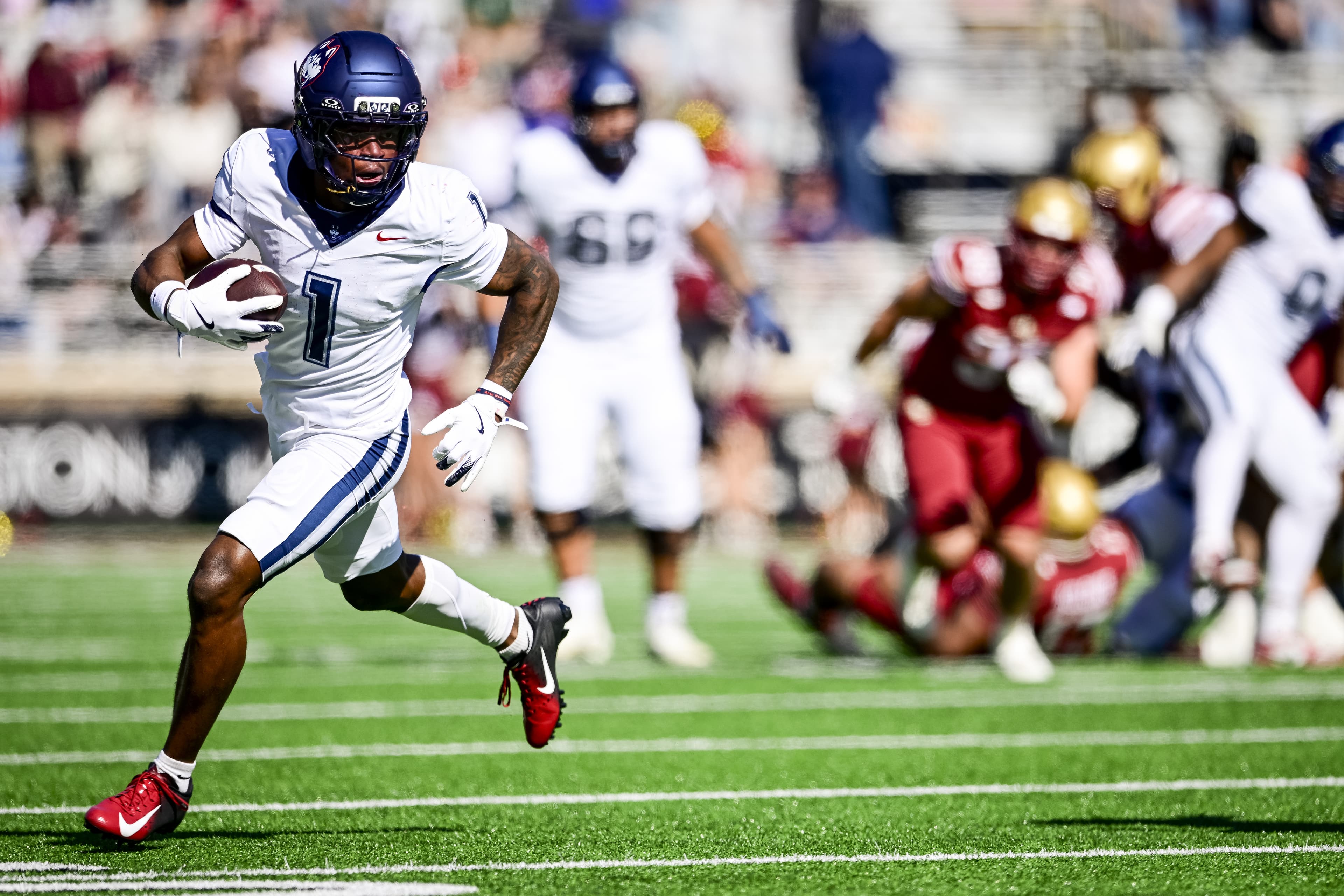 Bills adding more speed and yards after catch with UConn WR Skyler Bell