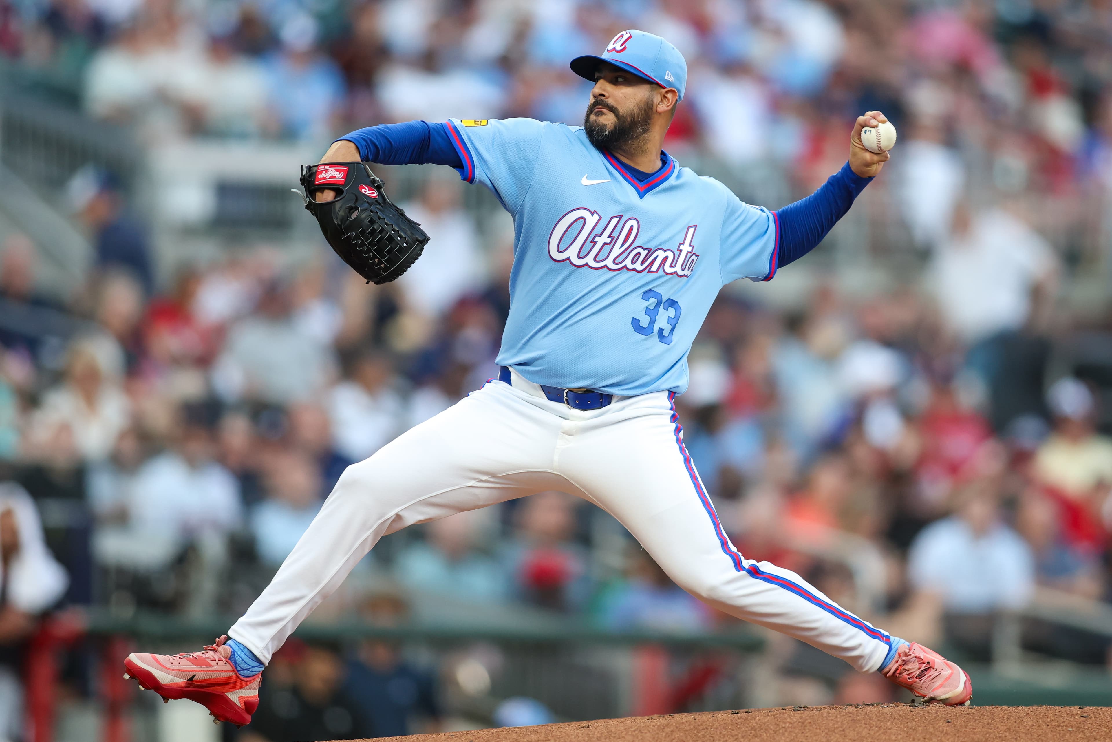 Braves designate pitcher Martin Pérez, recall Dylan Dodd