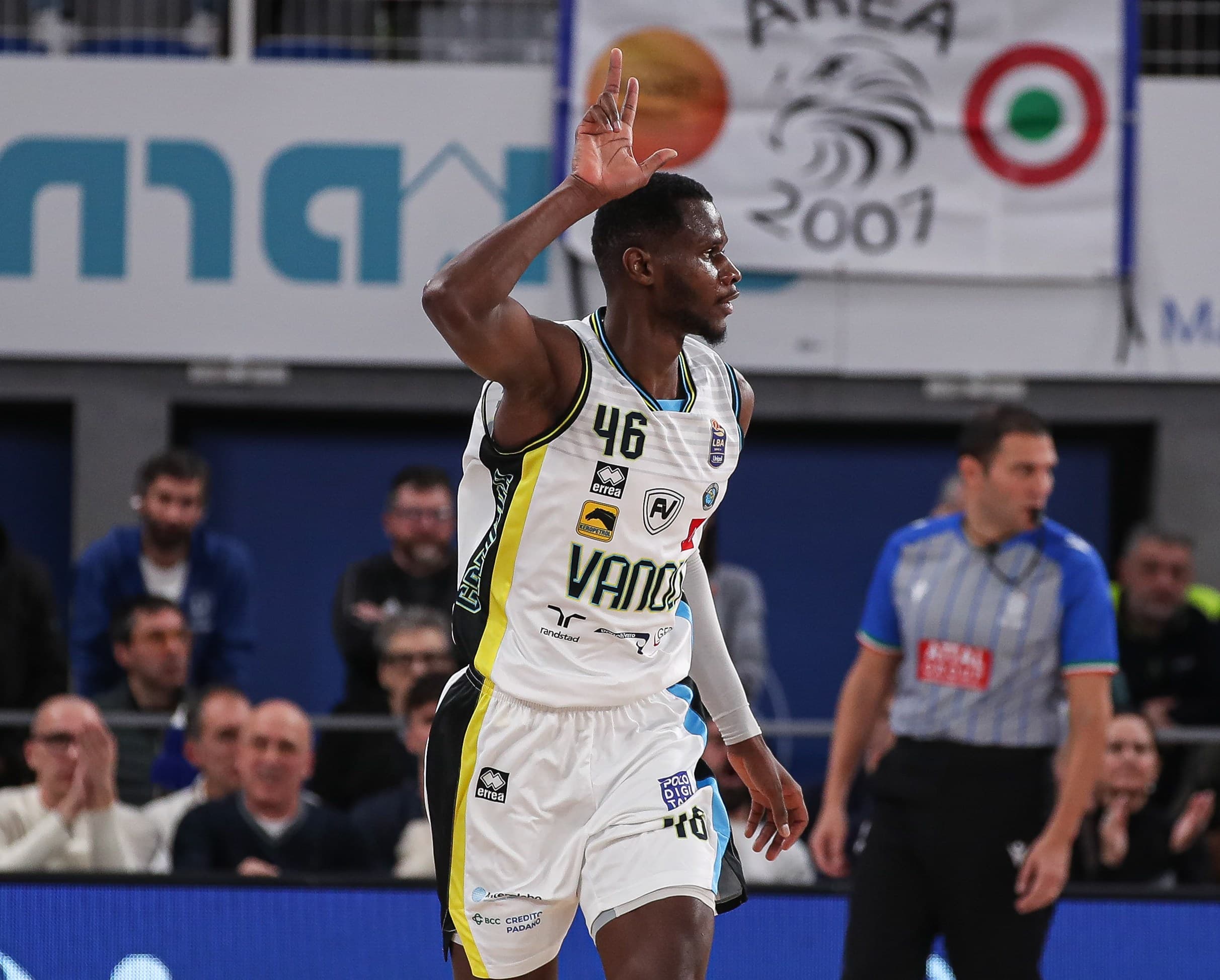 International player Ousmane N’Diaye drawing interest from Kentucky Basketball