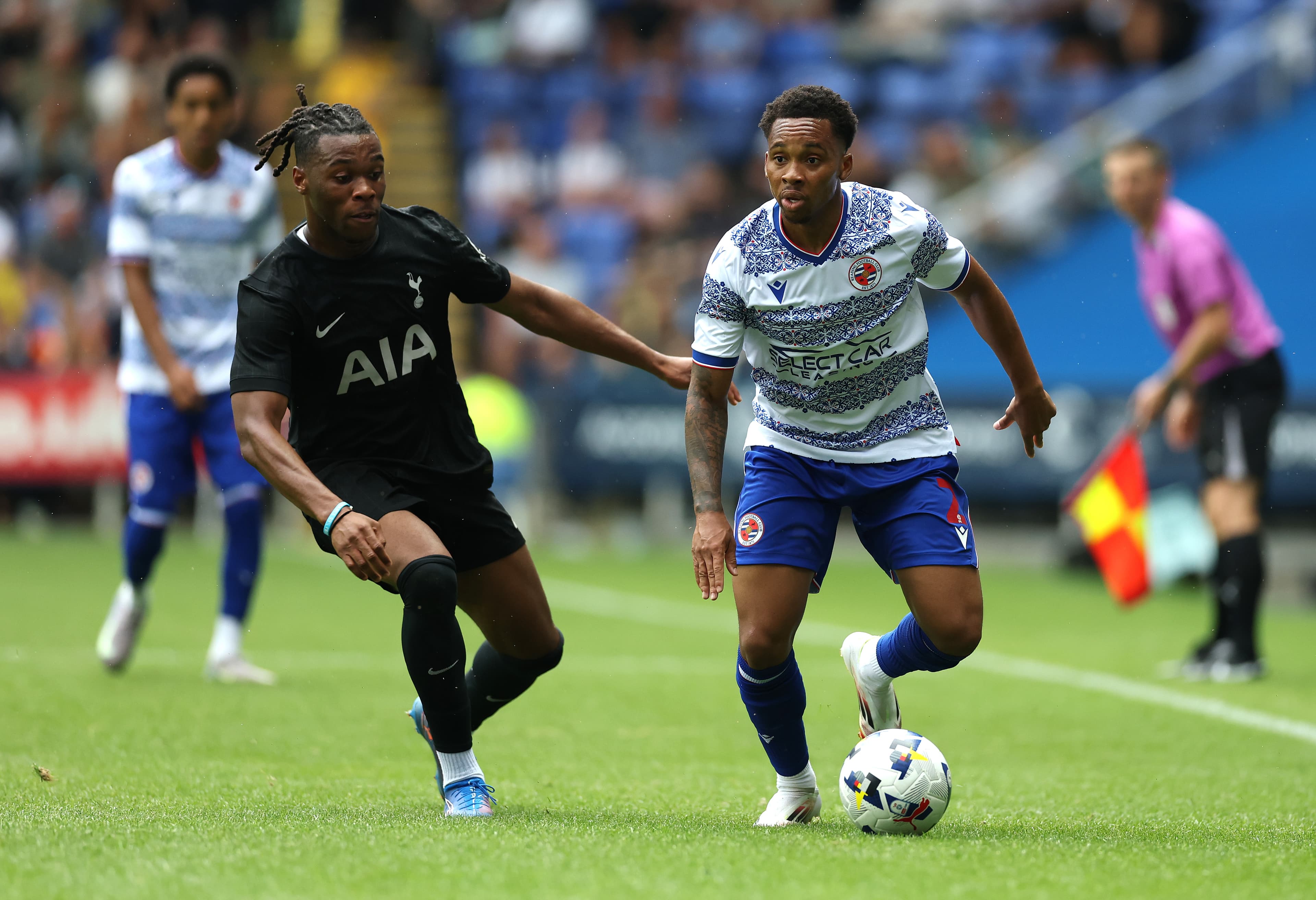 Who Should Reading Keep At The End Of This Season?