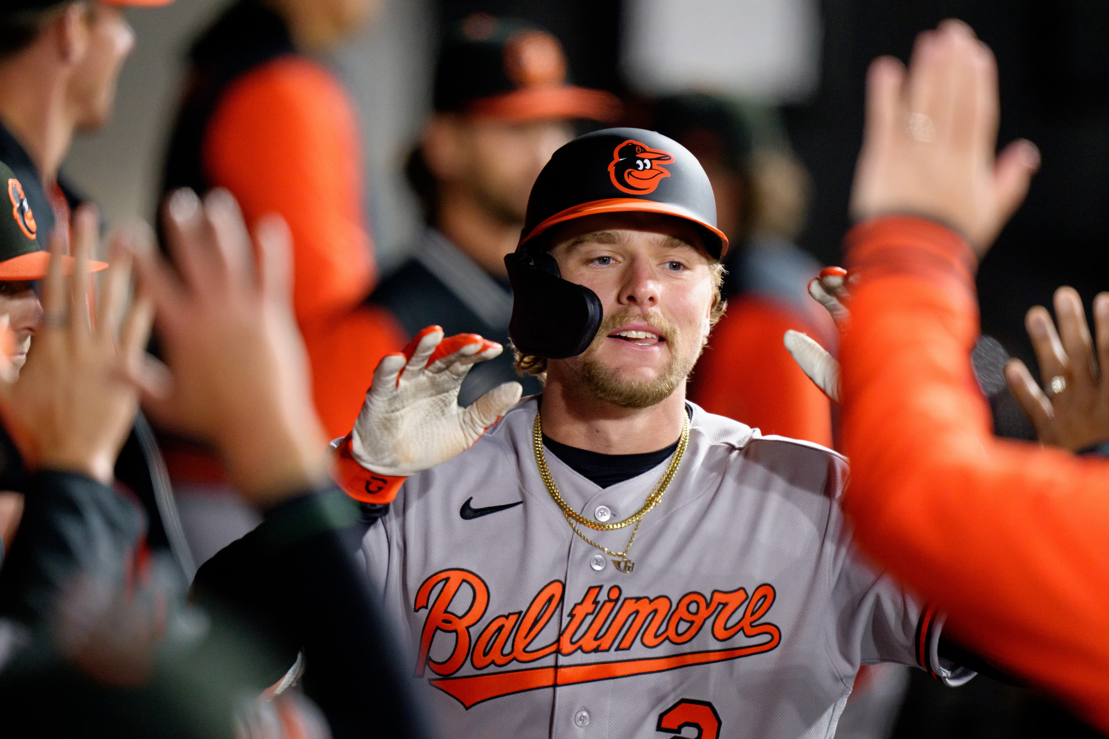 Gunnar’s two-run bomb caps late comeback over the White Sox, 4-2