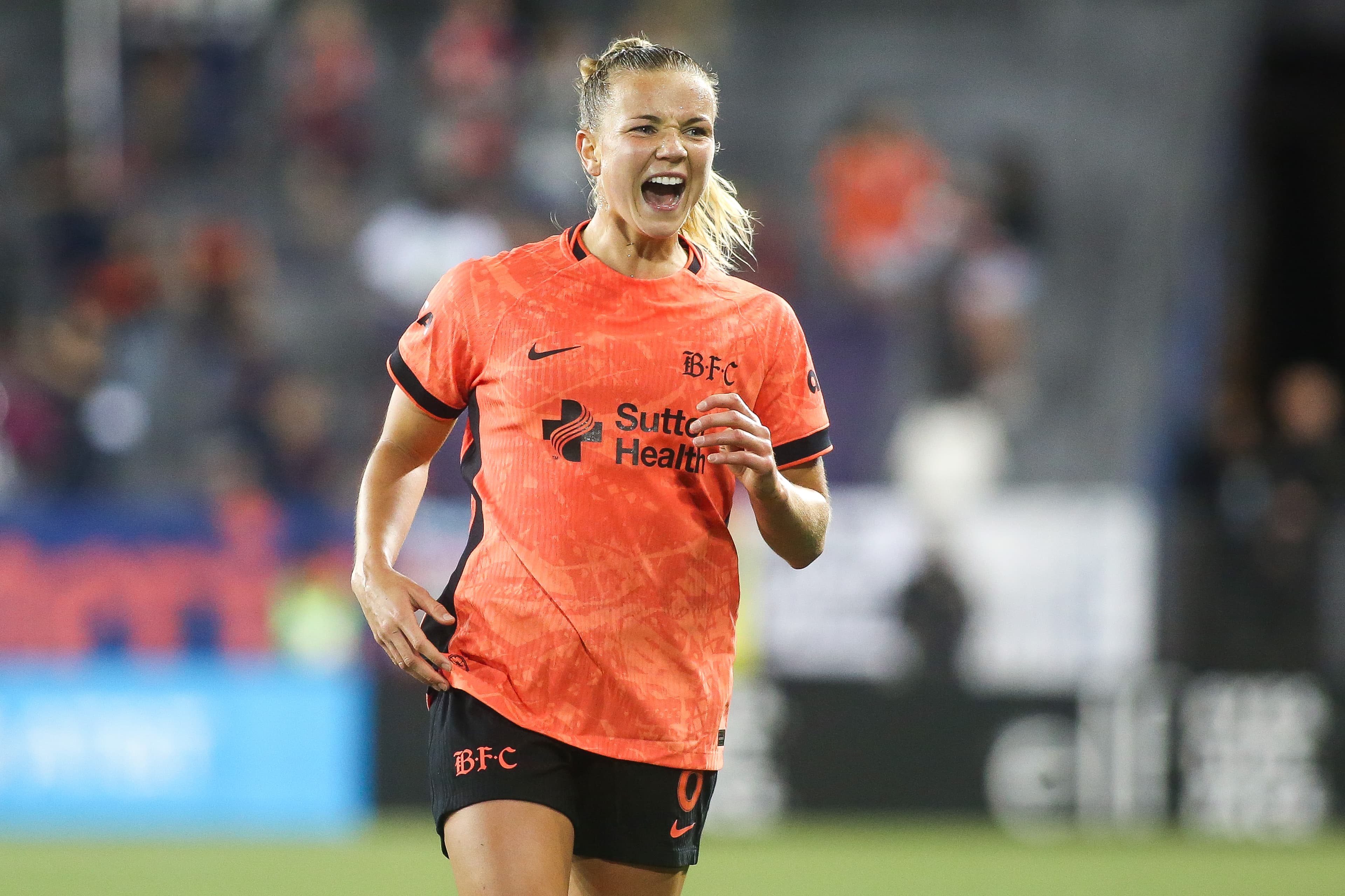 USWNT midfielder Claire Hutton signs new five-year contract with Bay FC