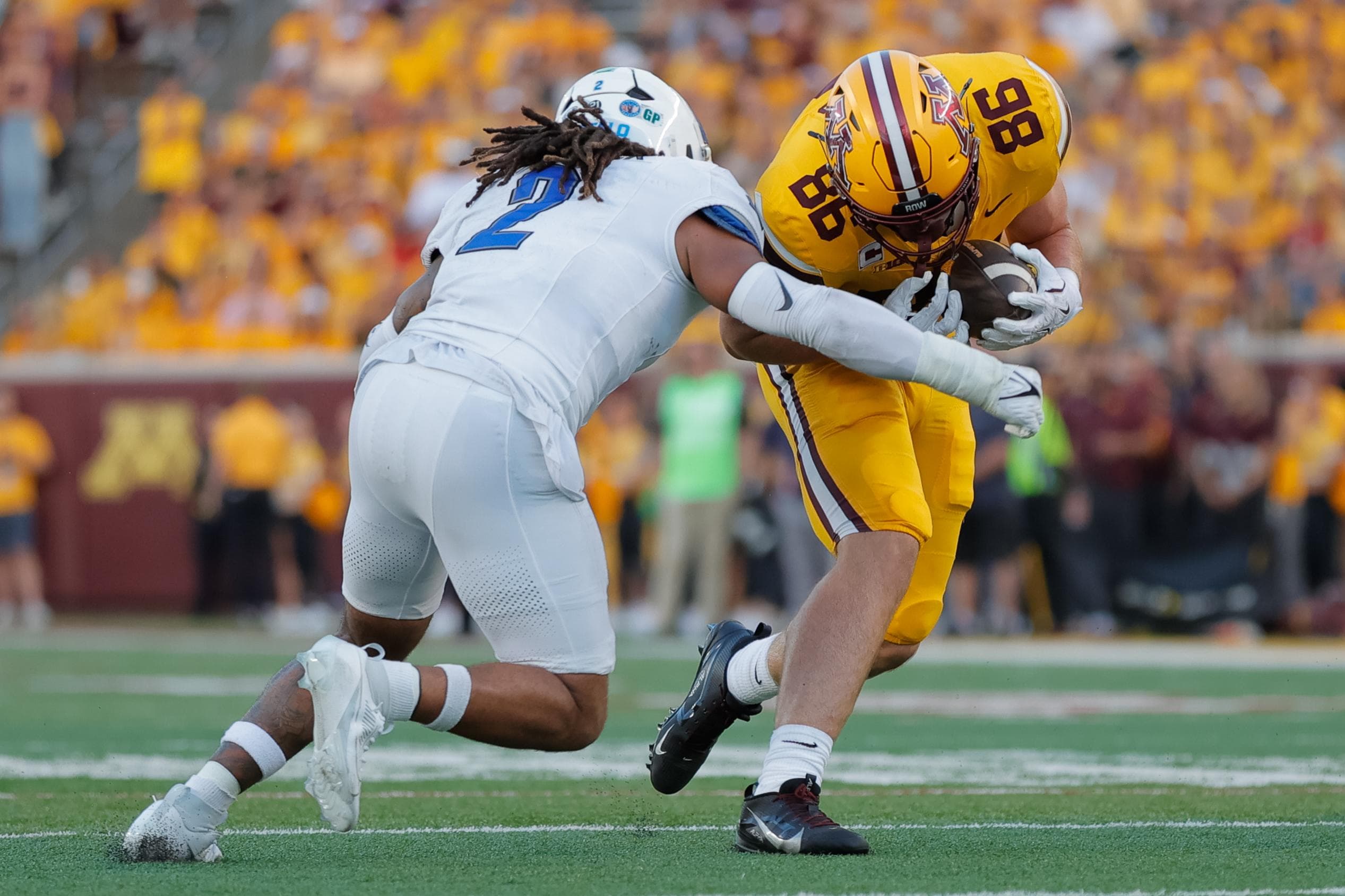 Broncos sign Mr. Irrelevant, LB Red Murdock to a four-year deal