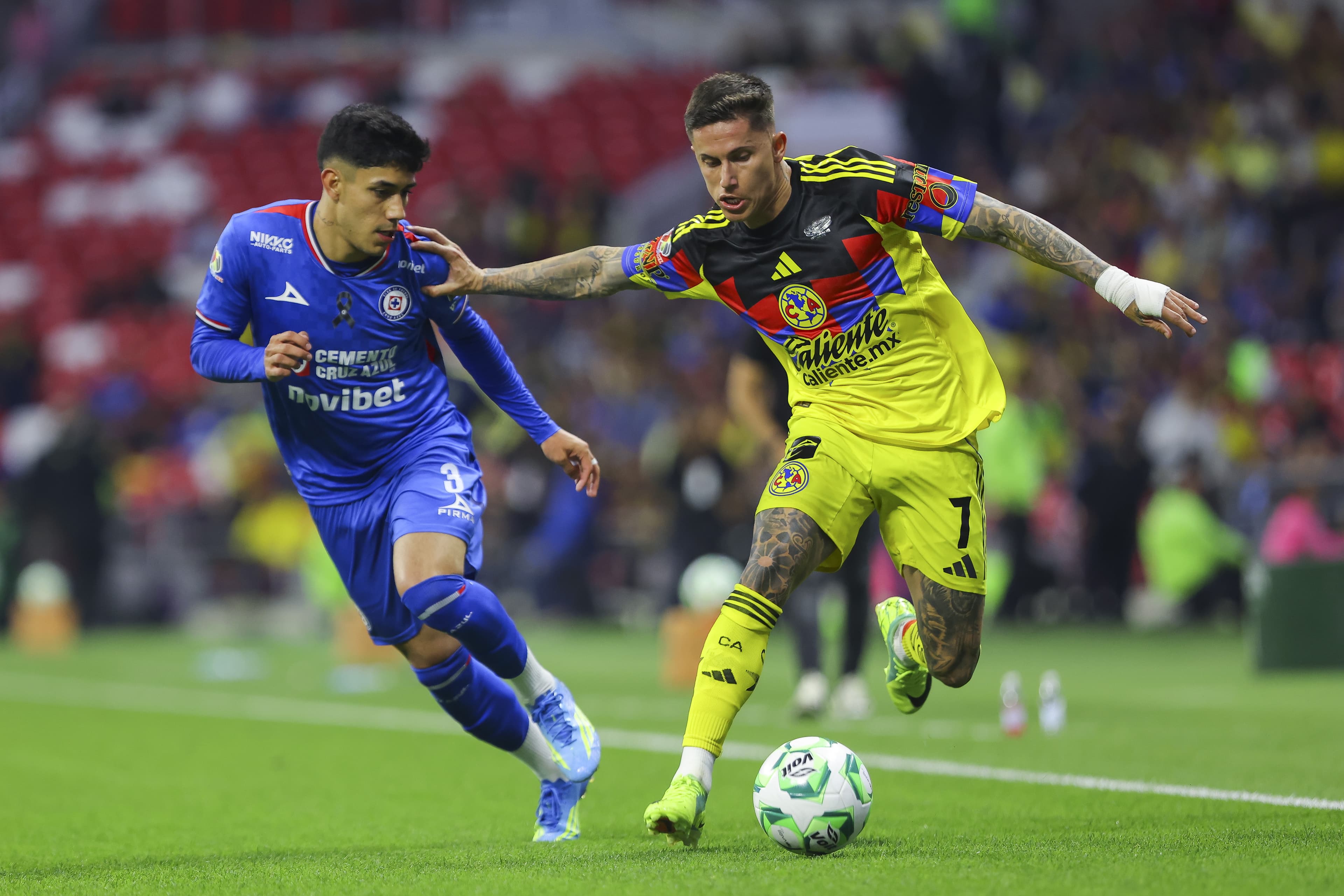 Clásico Joven: Club América and Cruz Azul draw level at 1-1