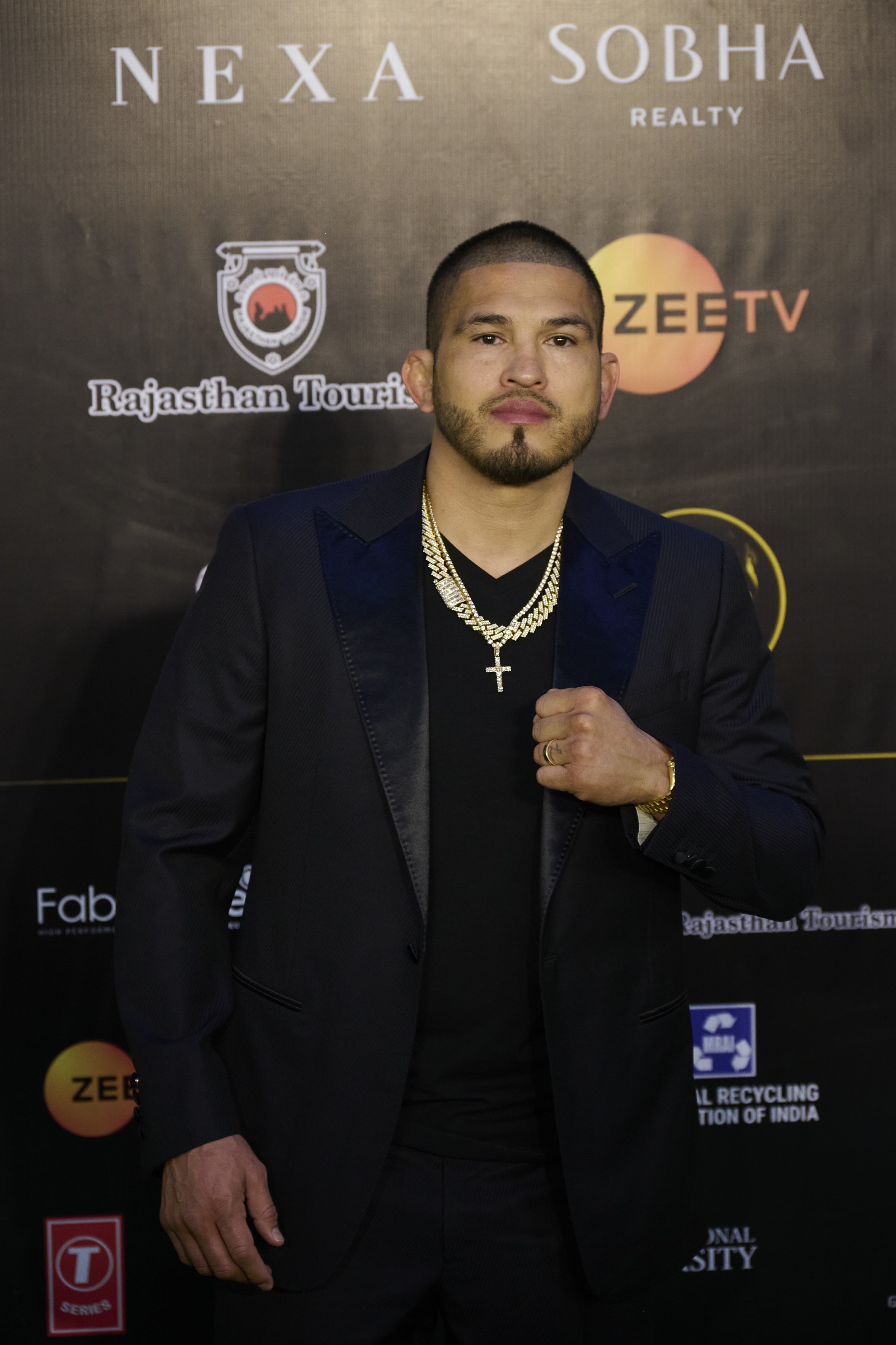 Midnight Mania! Not-Retired ‘Showtime’ Shipping Off To Kazakhstan For MMA Comeback